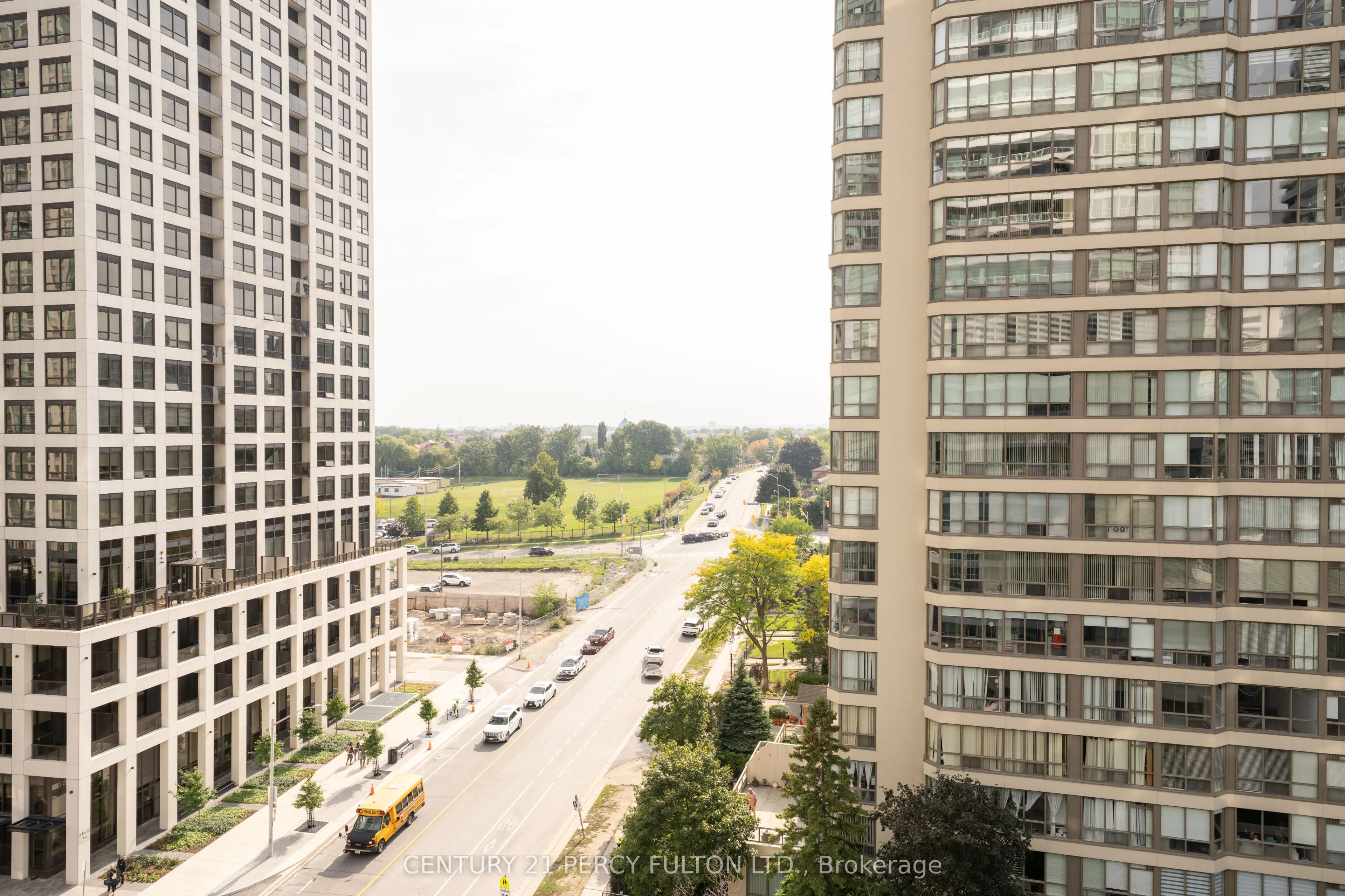 33 Elm Drive W, #1003
