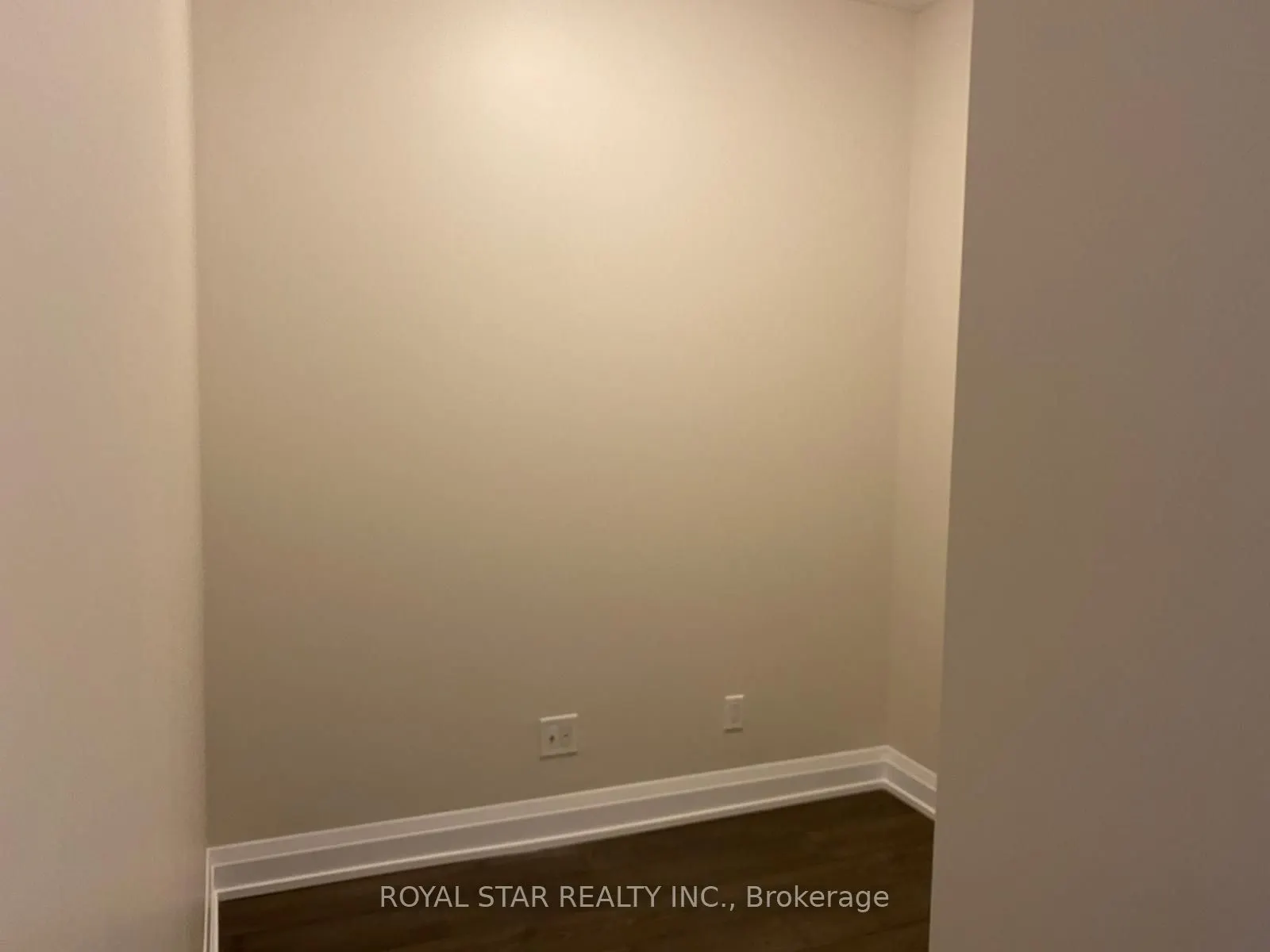 65 Speers Road, #1204