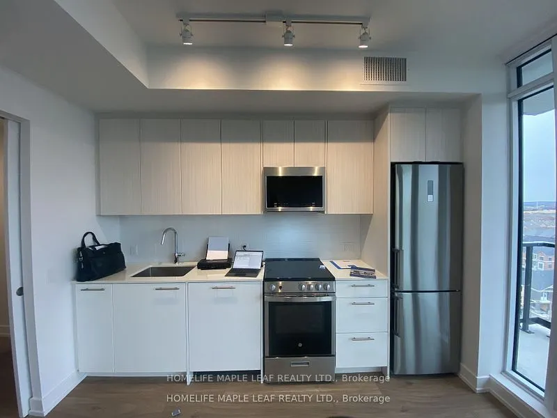 225 Veterans Drive, #1001