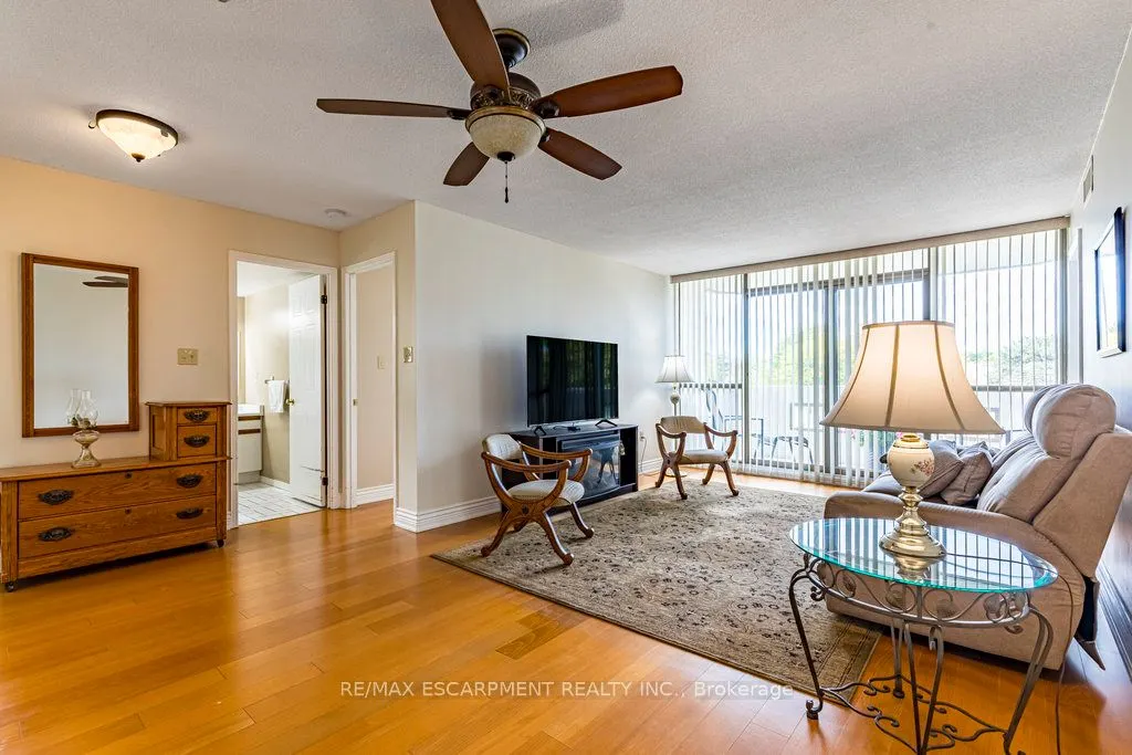 5080 Pinedale Avenue, #209