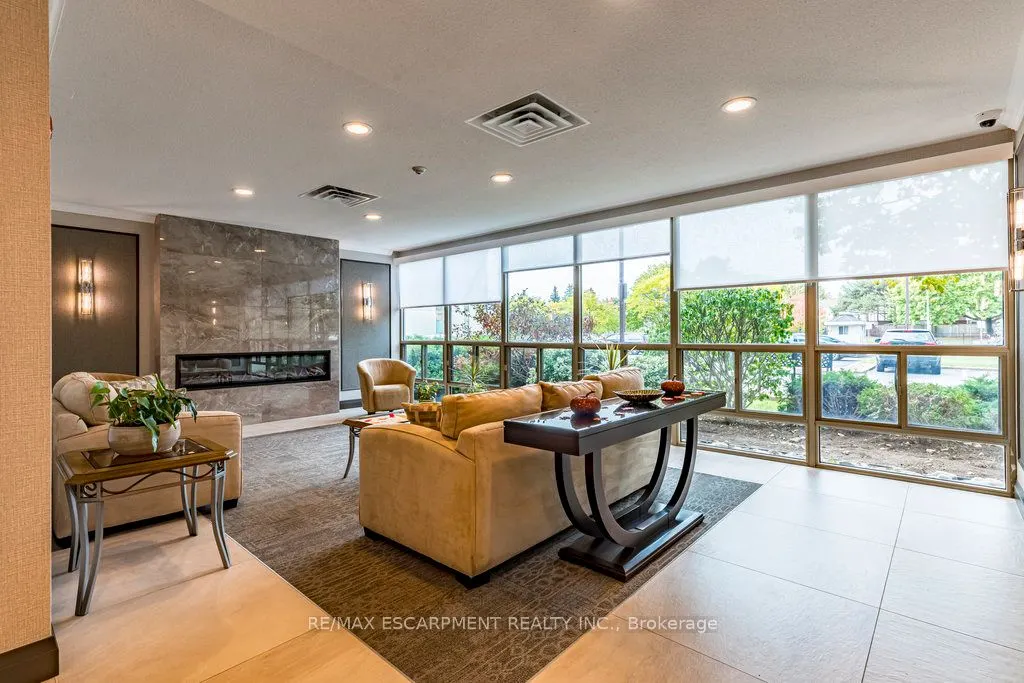 5080 Pinedale Avenue, #209