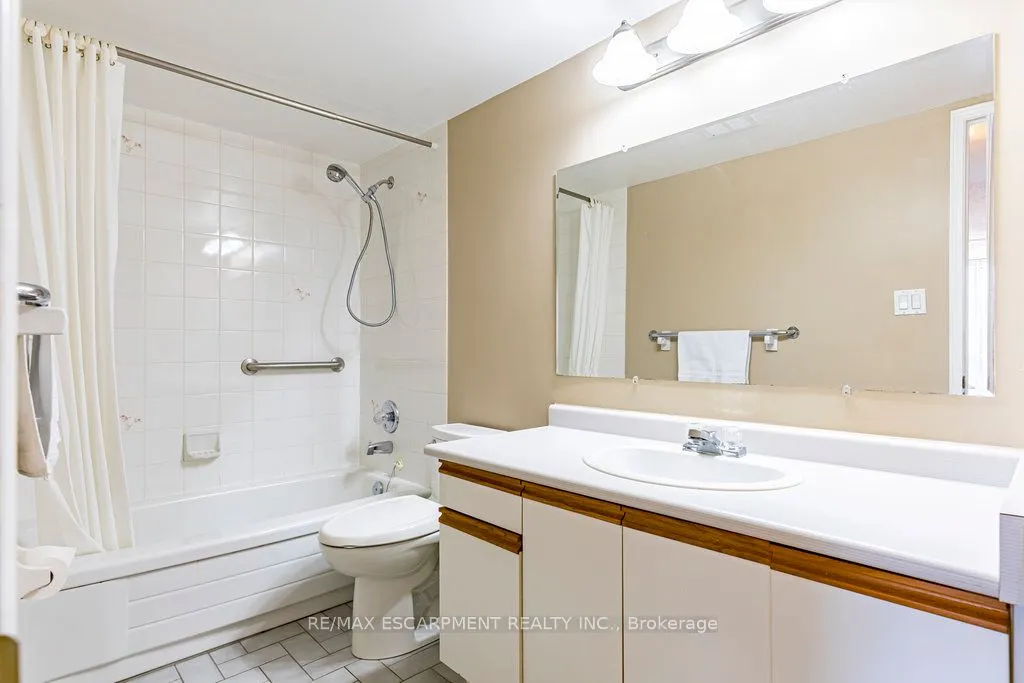 5080 Pinedale Avenue, #209