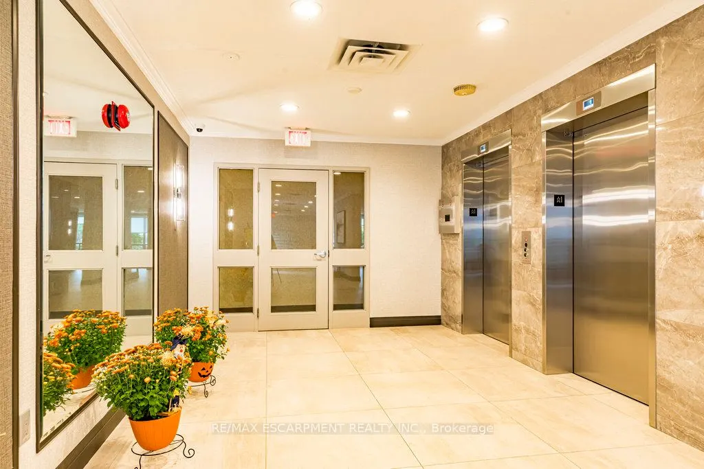 5080 Pinedale Avenue, #209