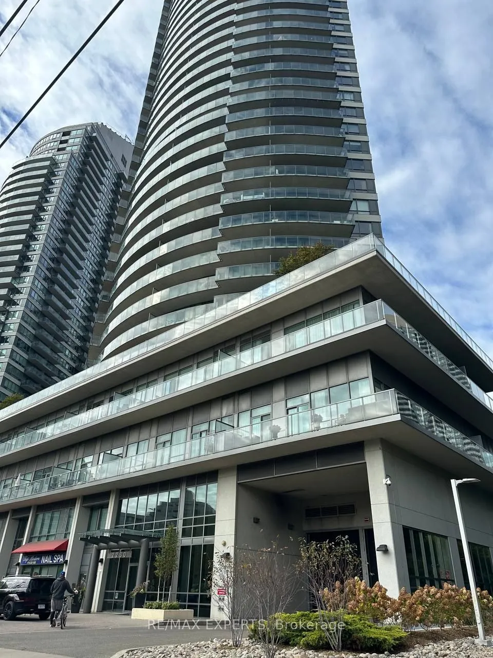 2230 Lake Shore Boulevard W, #1507