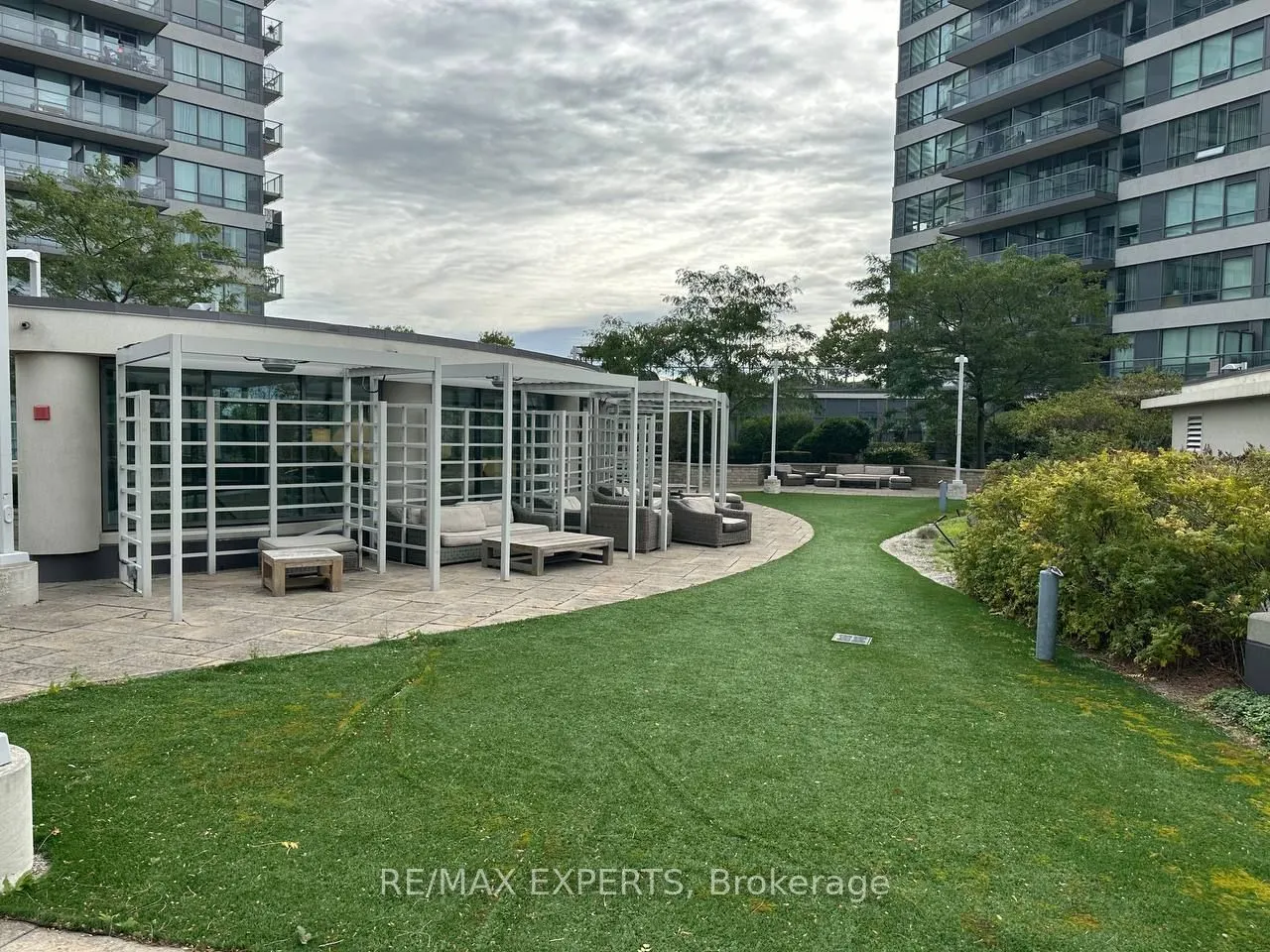 2230 Lake Shore Boulevard W, #1507