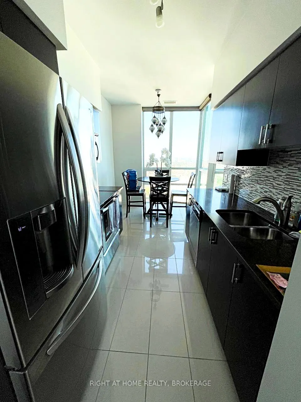 208 Enfield Place, #PH101