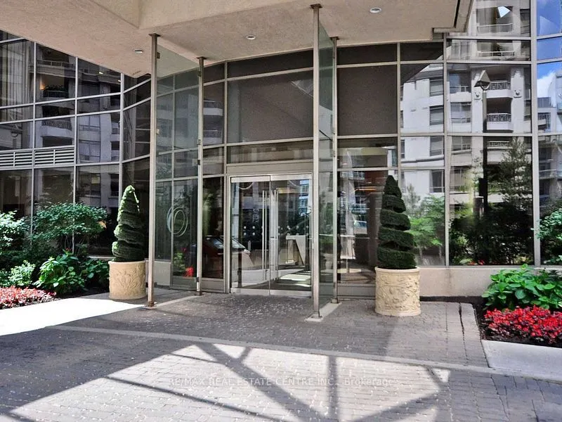 3888 Duke of York Boulevard, #834