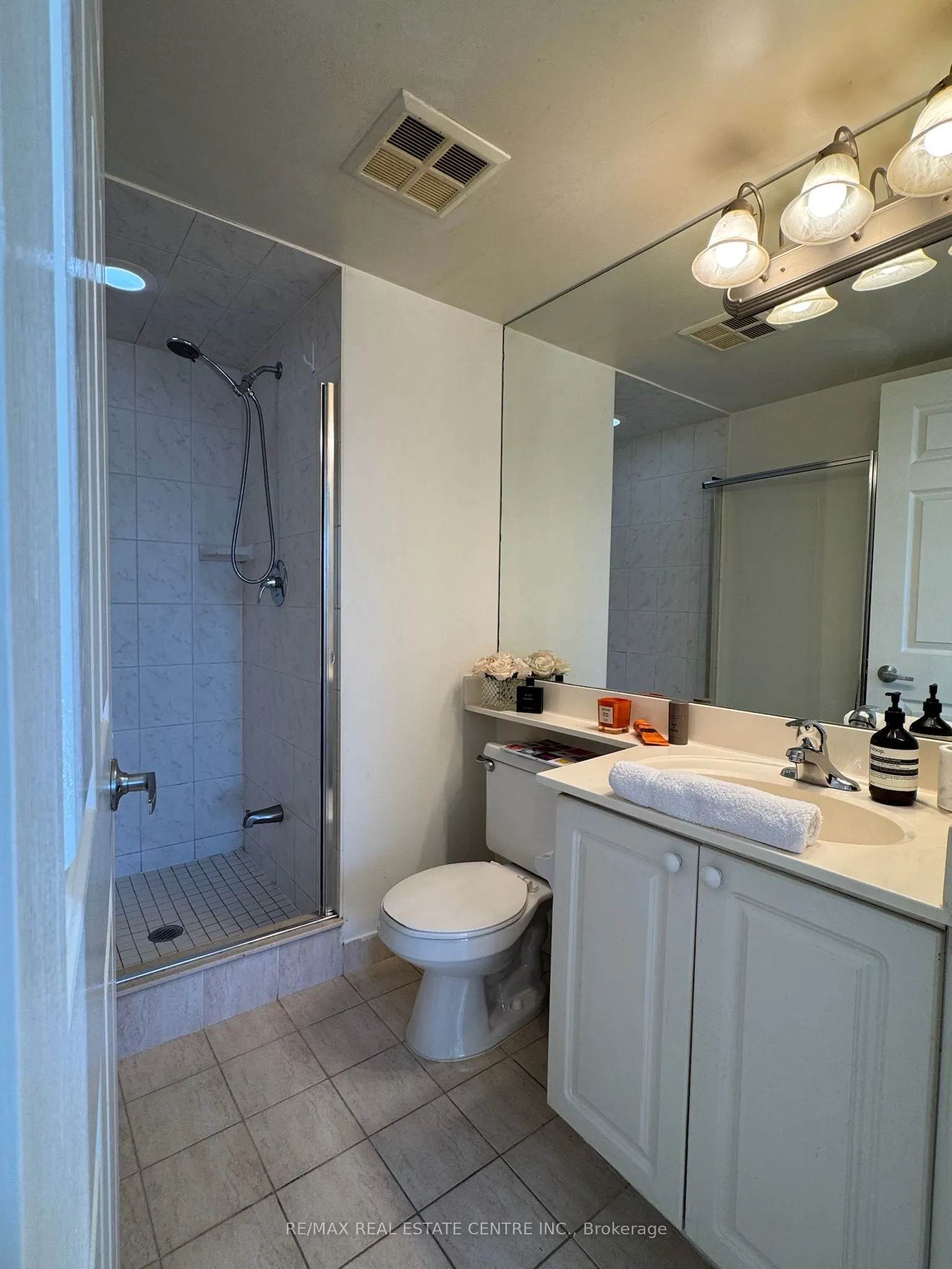 3888 Duke of York Boulevard, #834