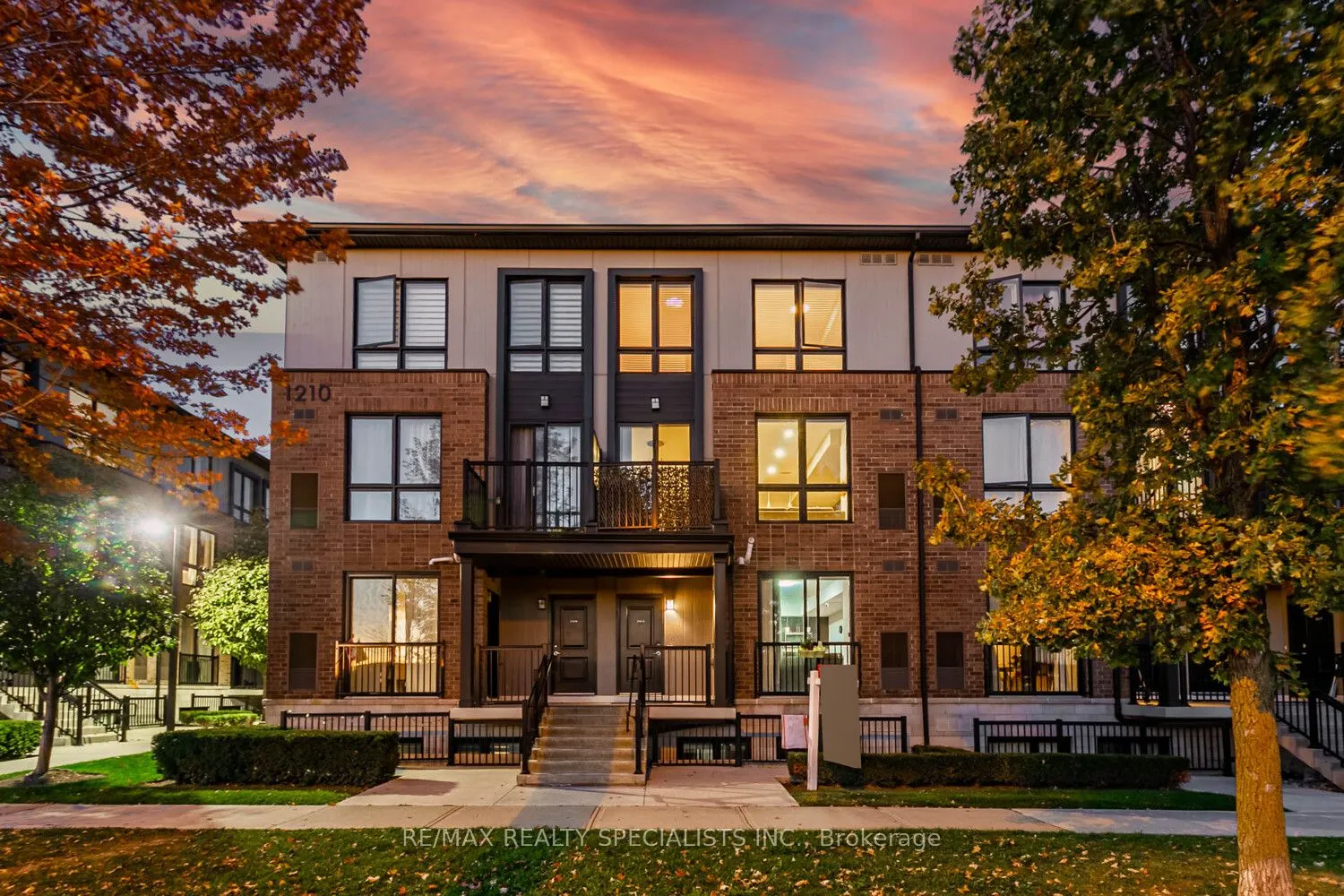 1210 Main Street E, #203