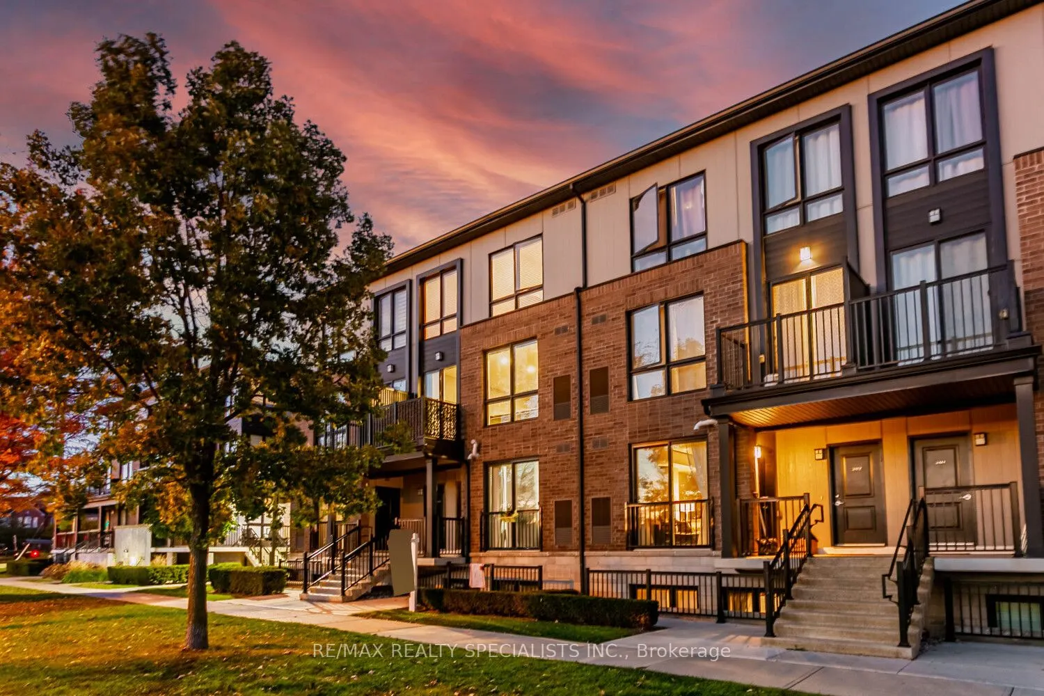 1210 Main Street E, #203