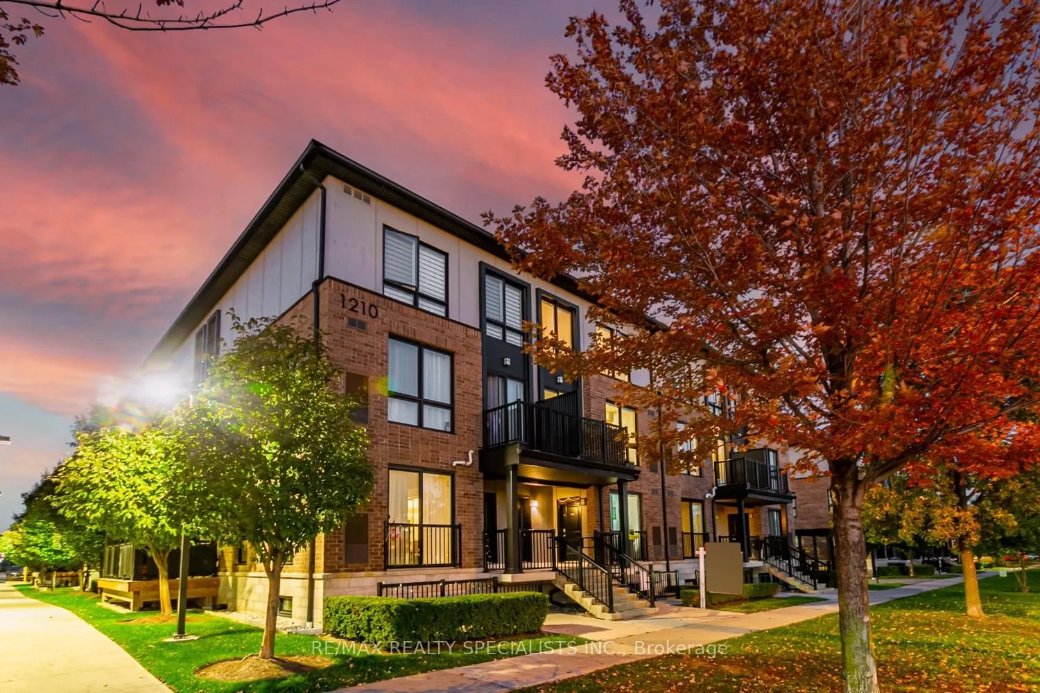 1210 Main Street E, #203