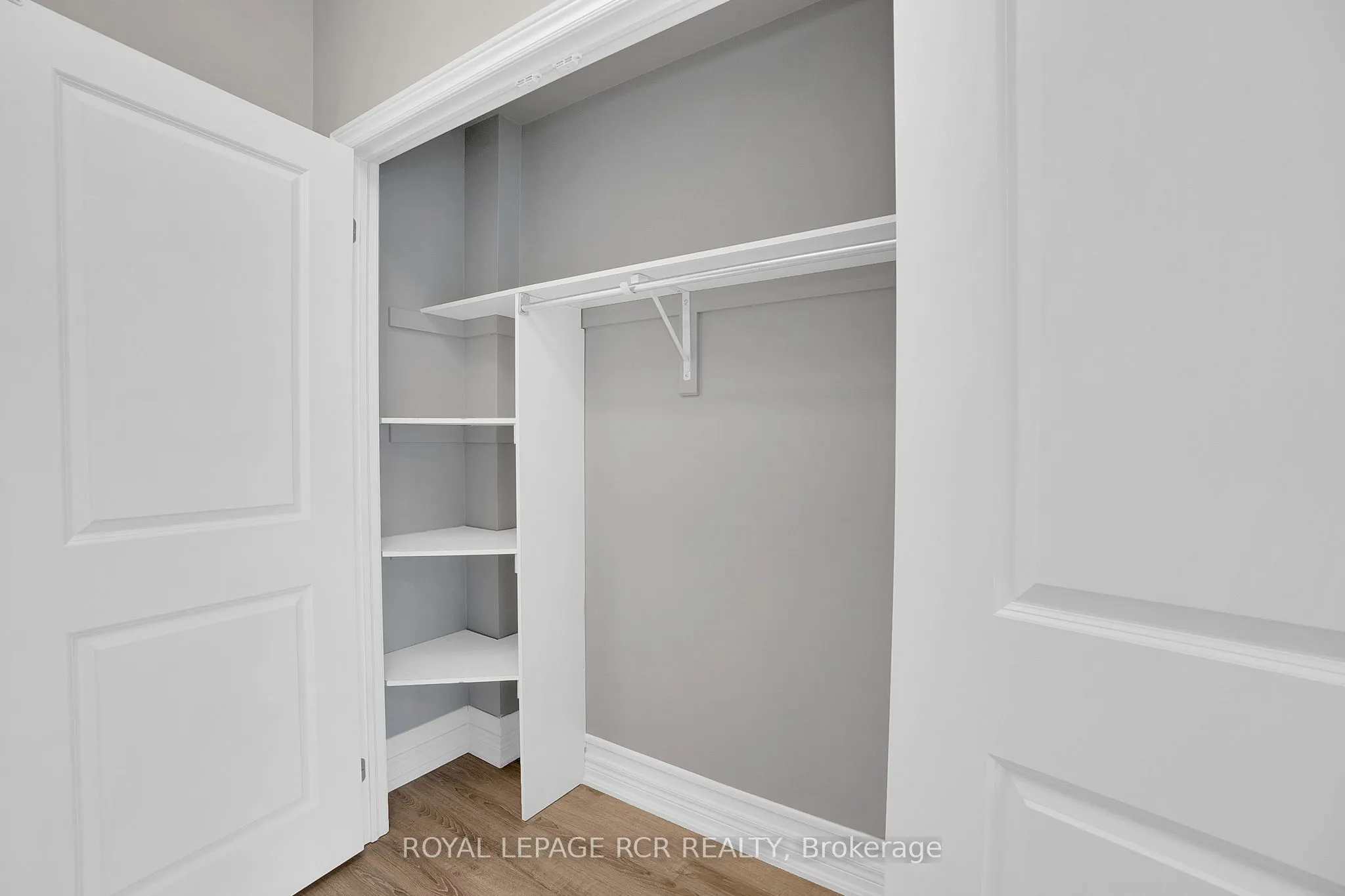 60 Ann Street, #403