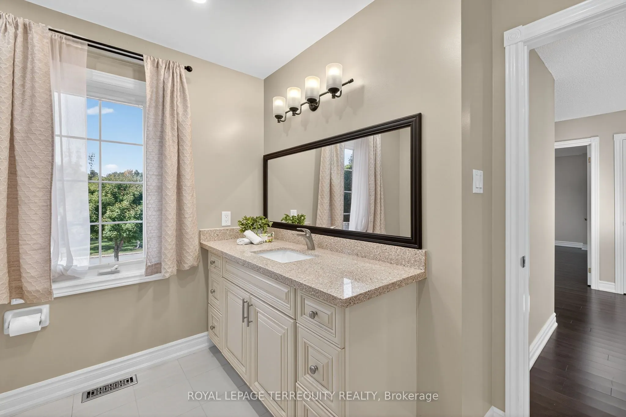 3108 Eden Oak Crescent