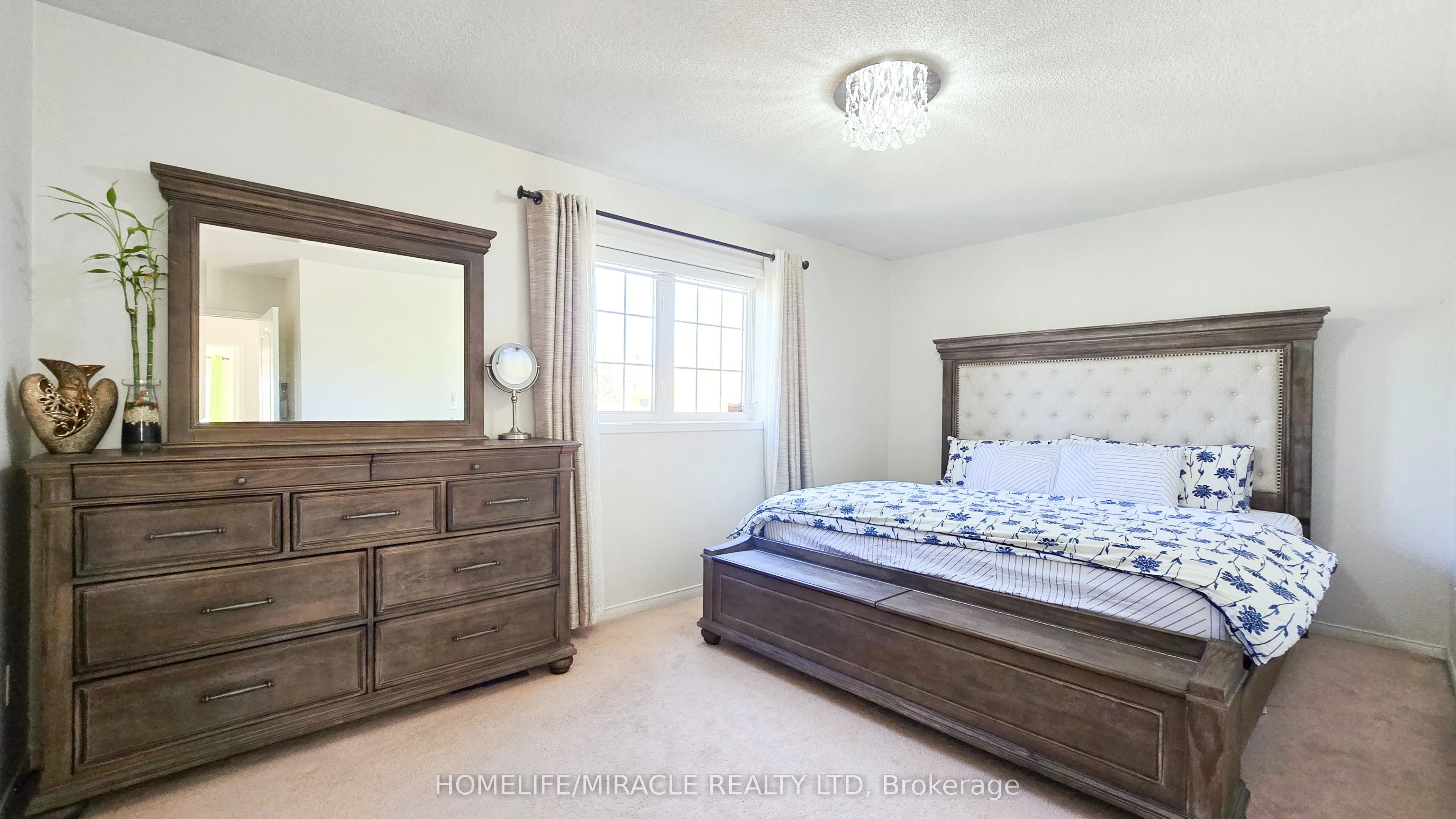 48 Bramcedar Crescent