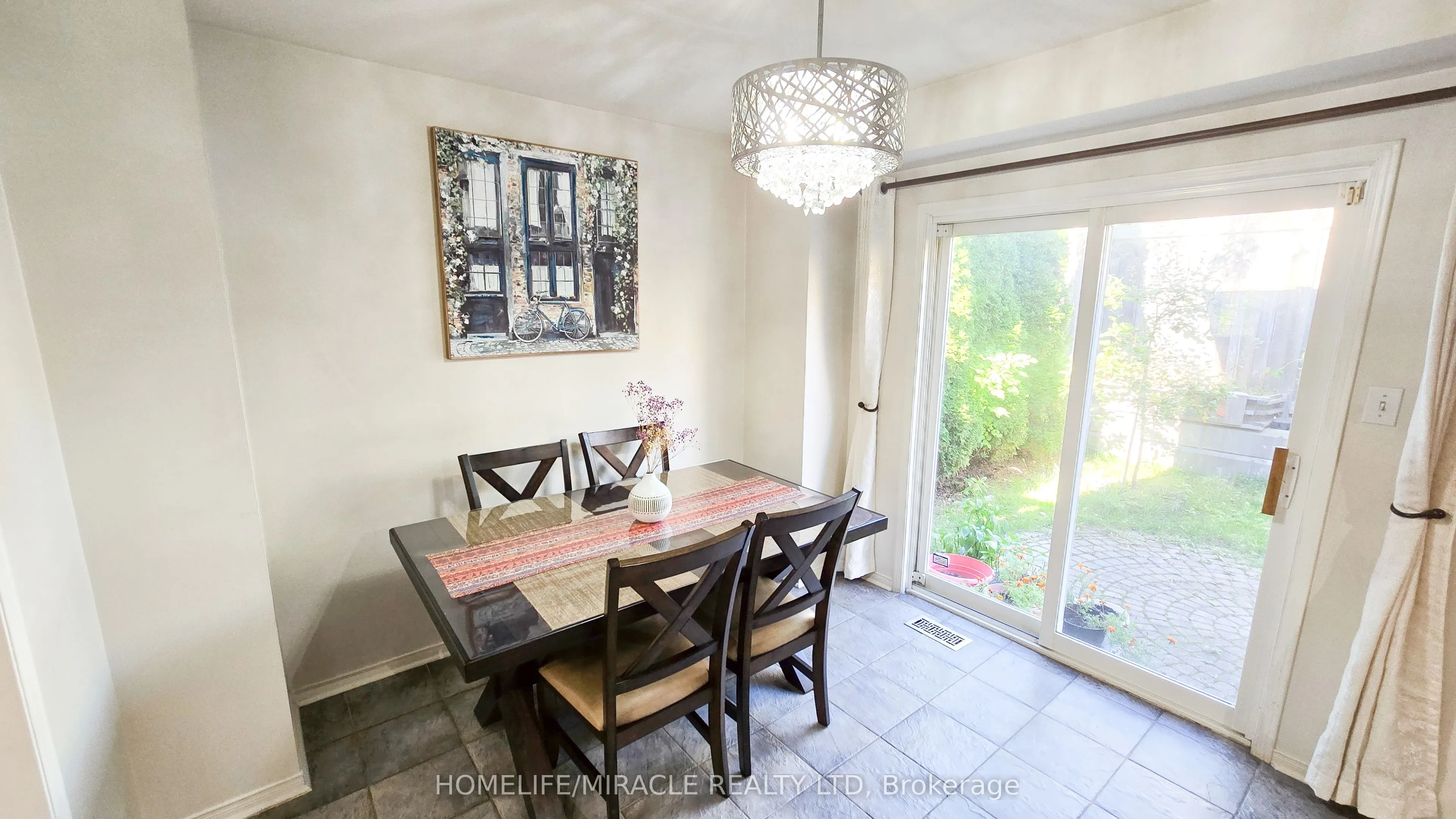 48 Bramcedar Crescent