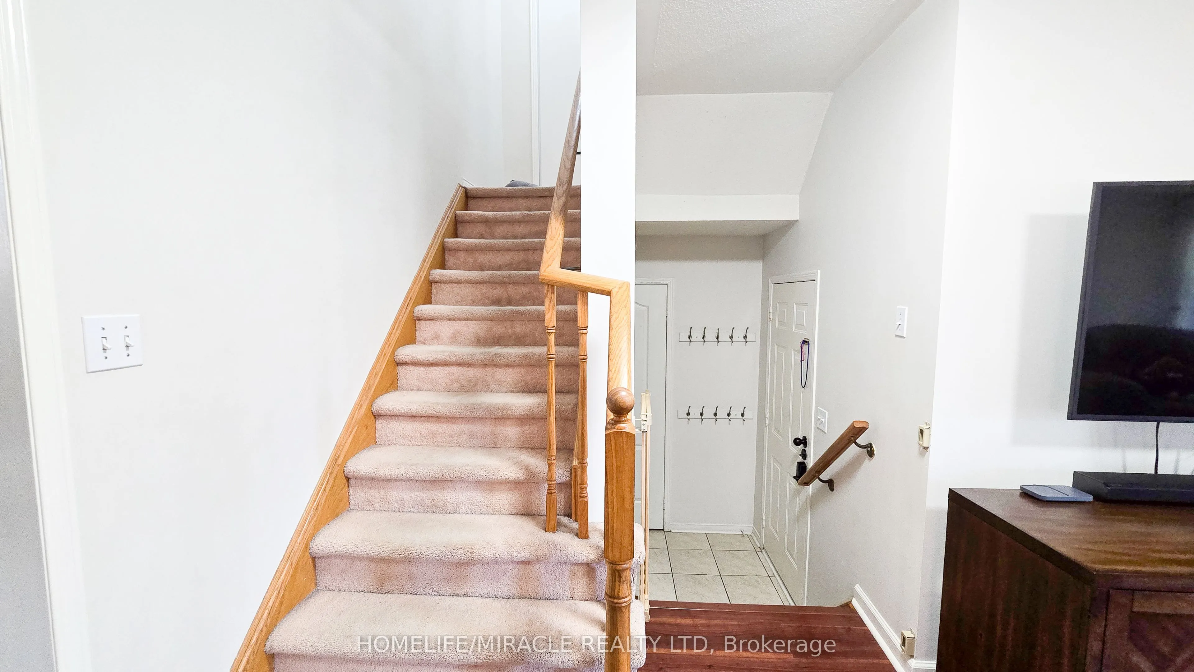 48 Bramcedar Crescent