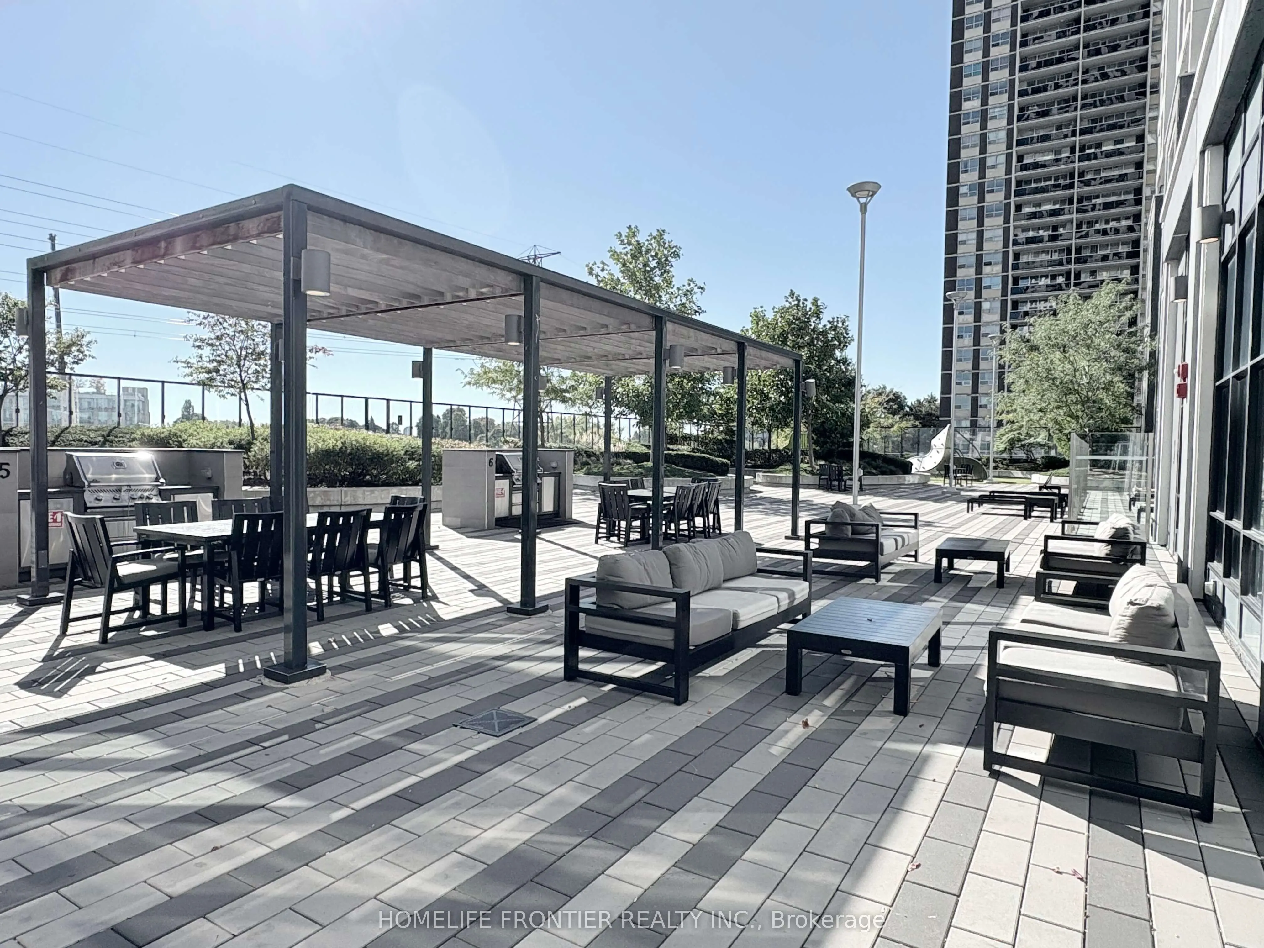 9 Mabelle Avenue, #3219