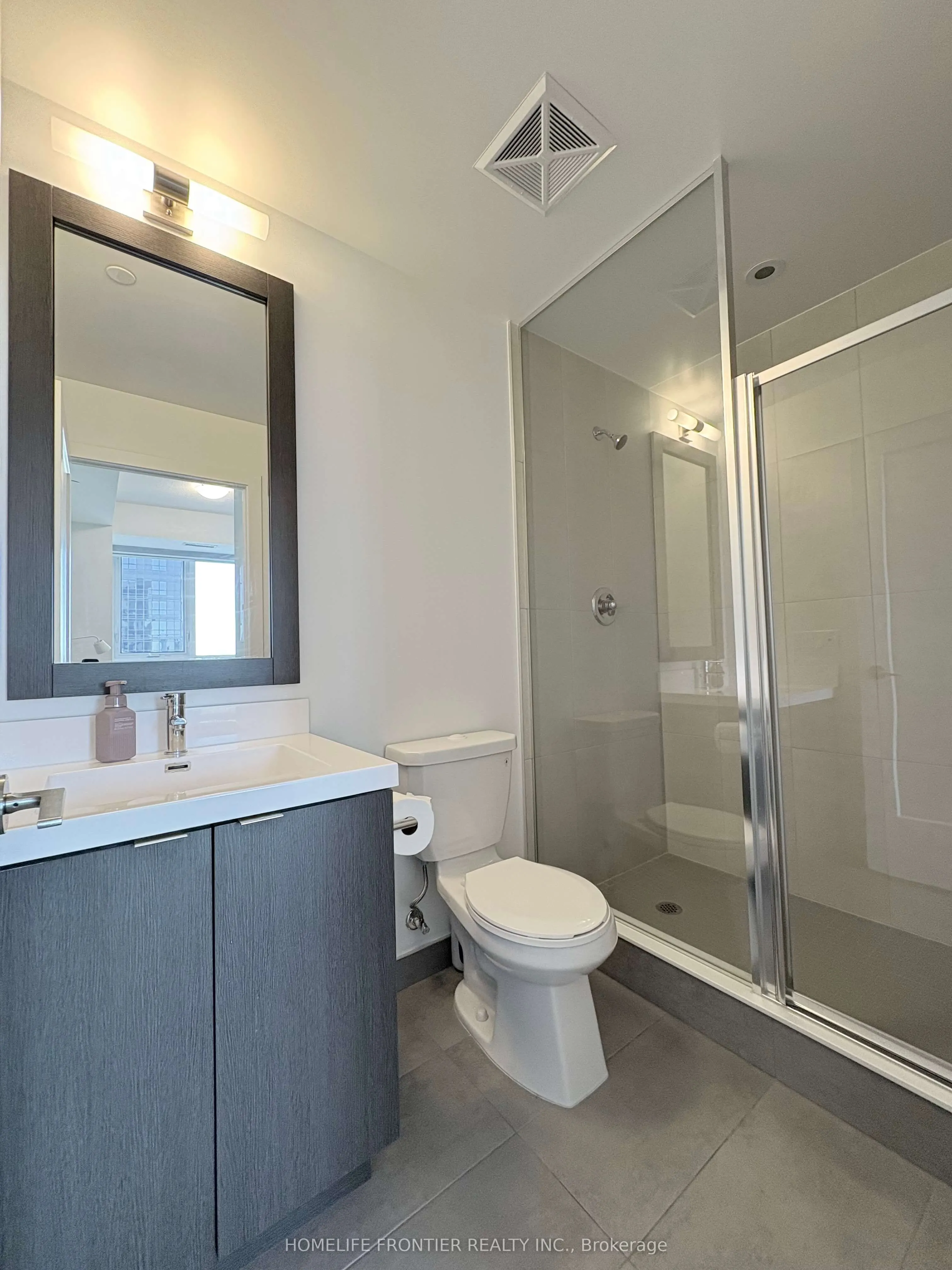 9 Mabelle Avenue, #3219