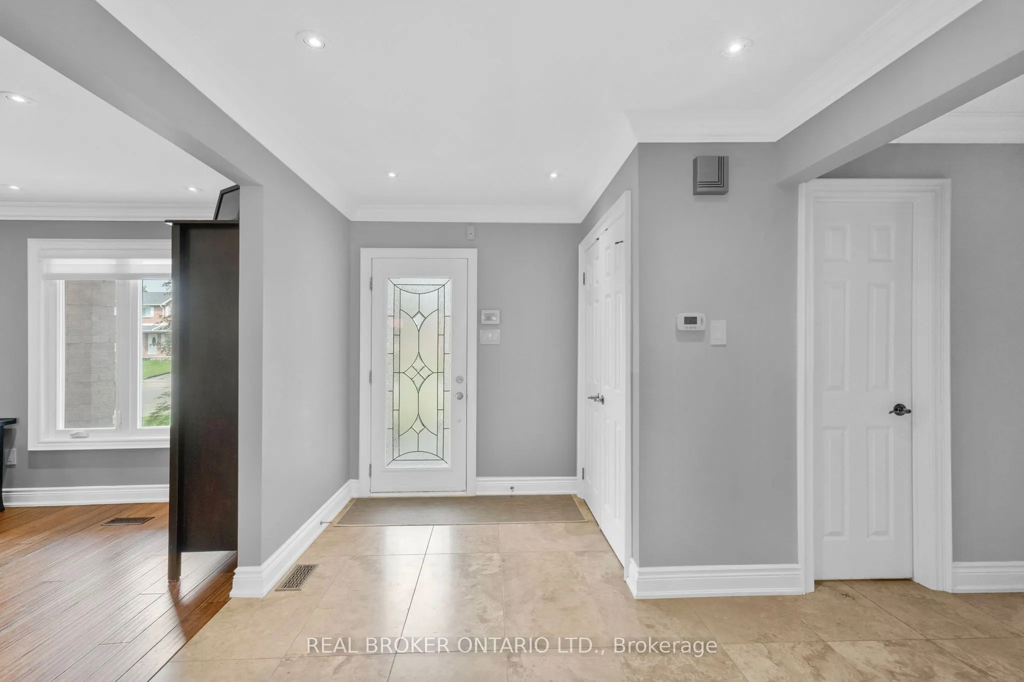 11 Fountainbridge Drive