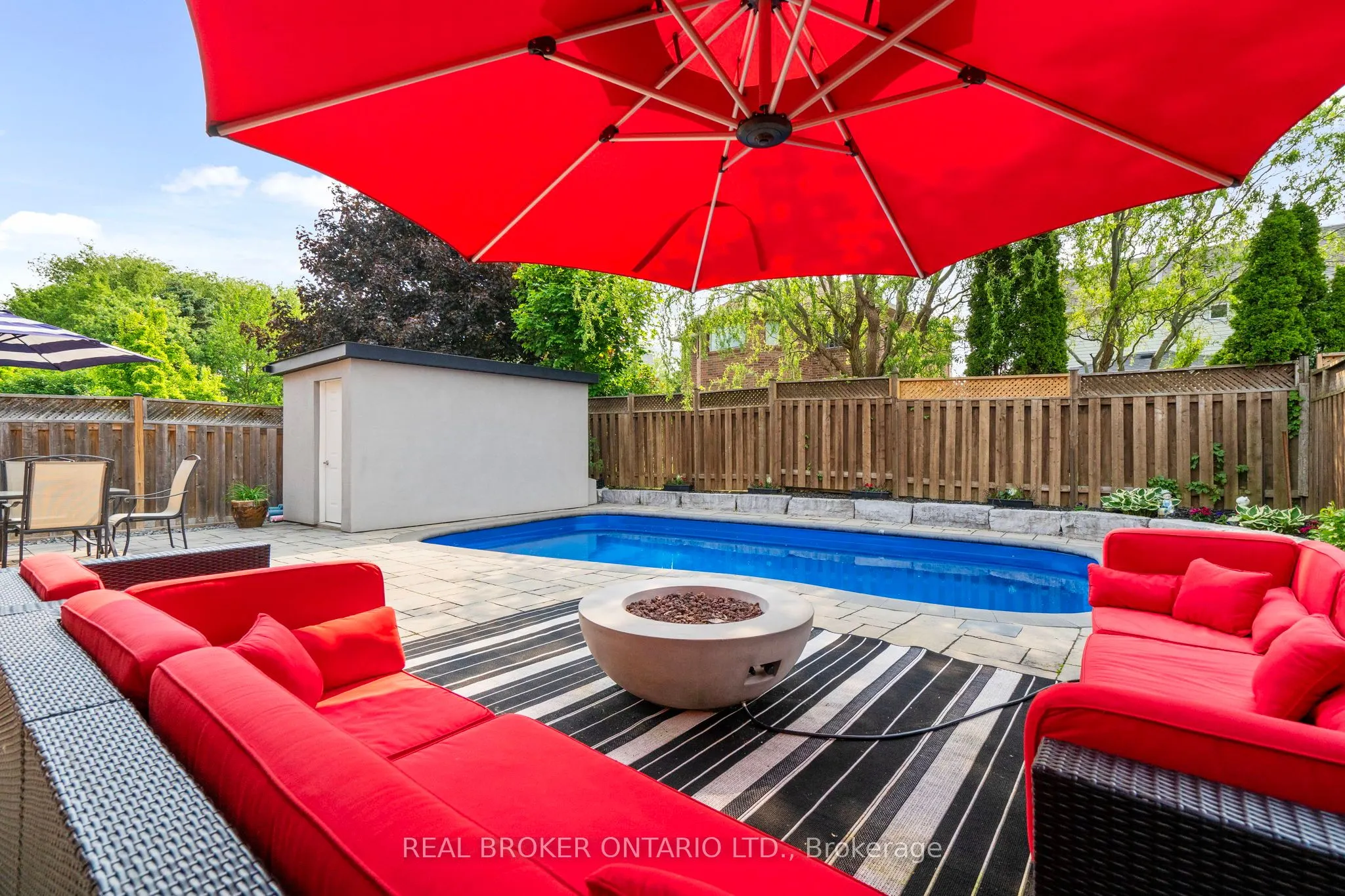 11 Fountainbridge Drive