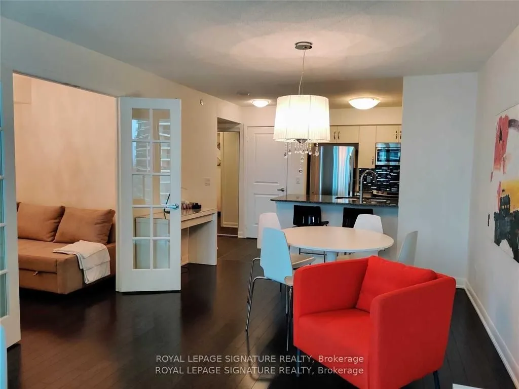 205 Sherway Gardens Road, #2001