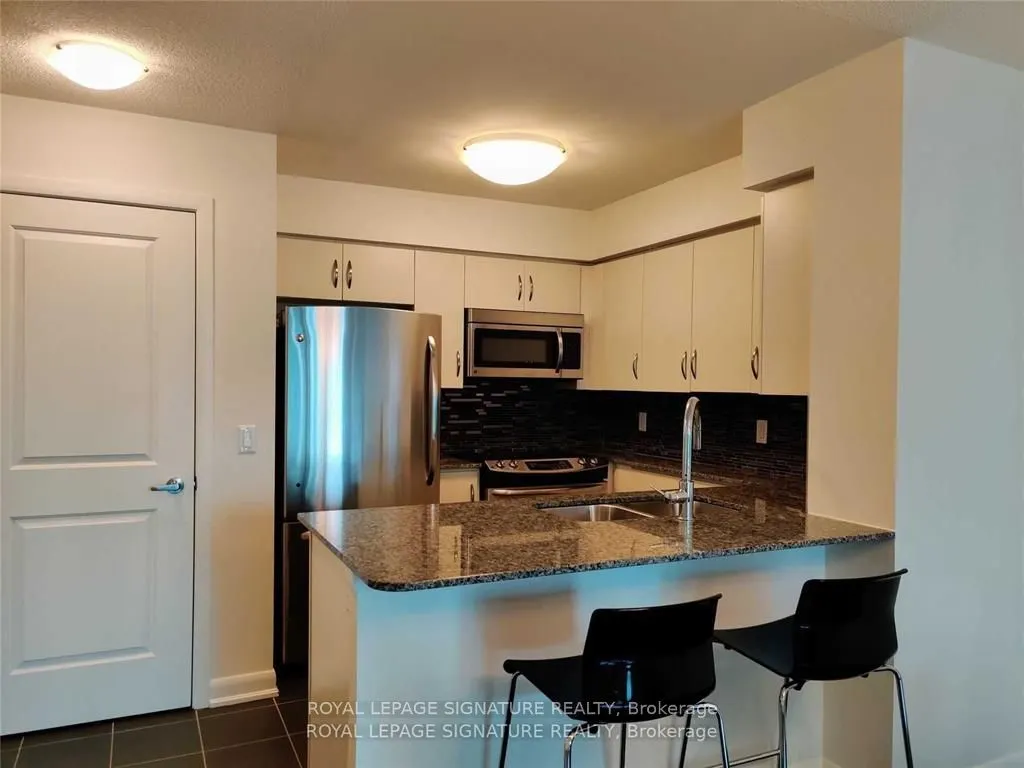 205 Sherway Gardens Road, #2001