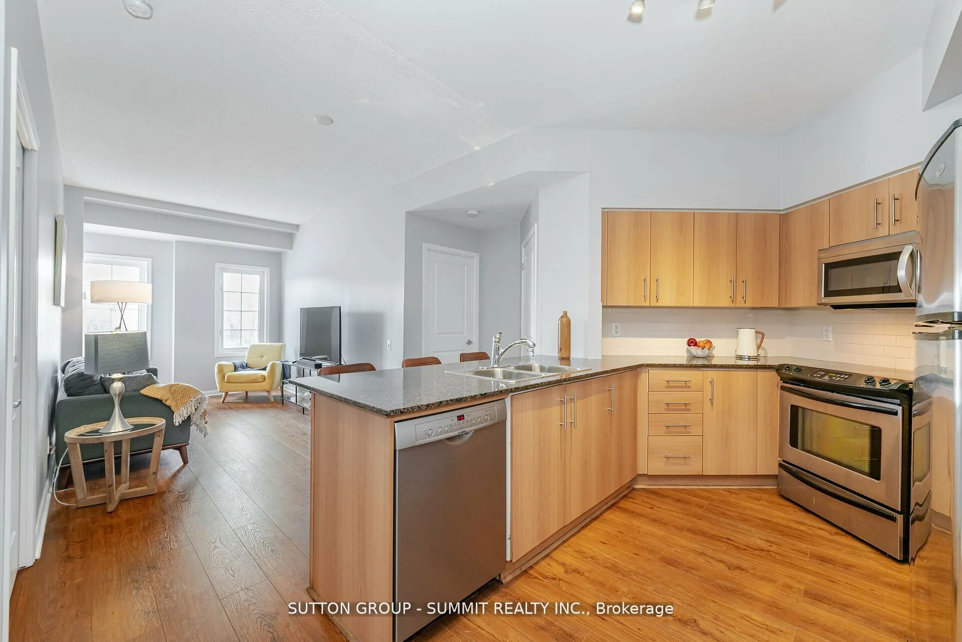 15 WINDERMERE Avenue, #304