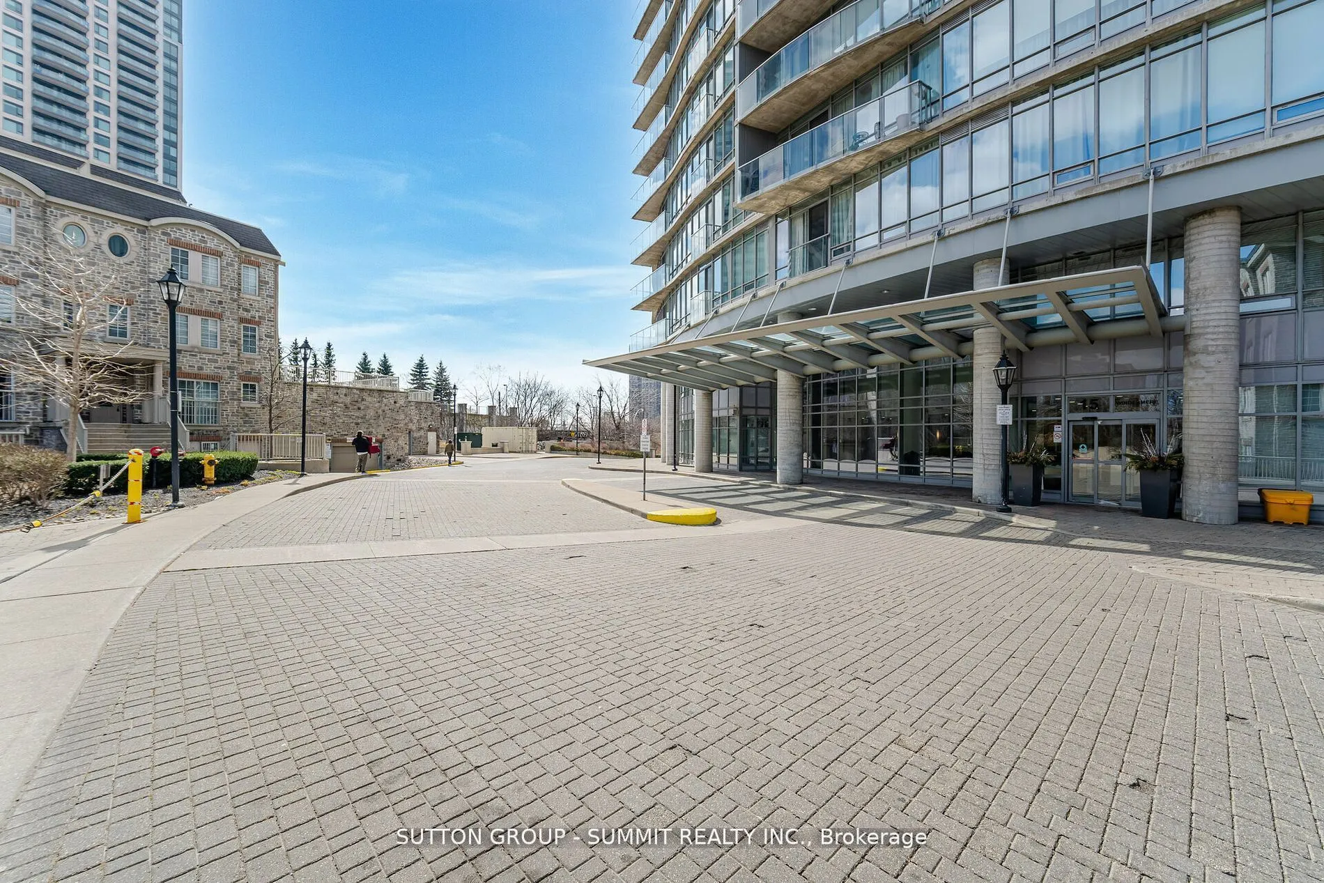 15 WINDERMERE Avenue, #304