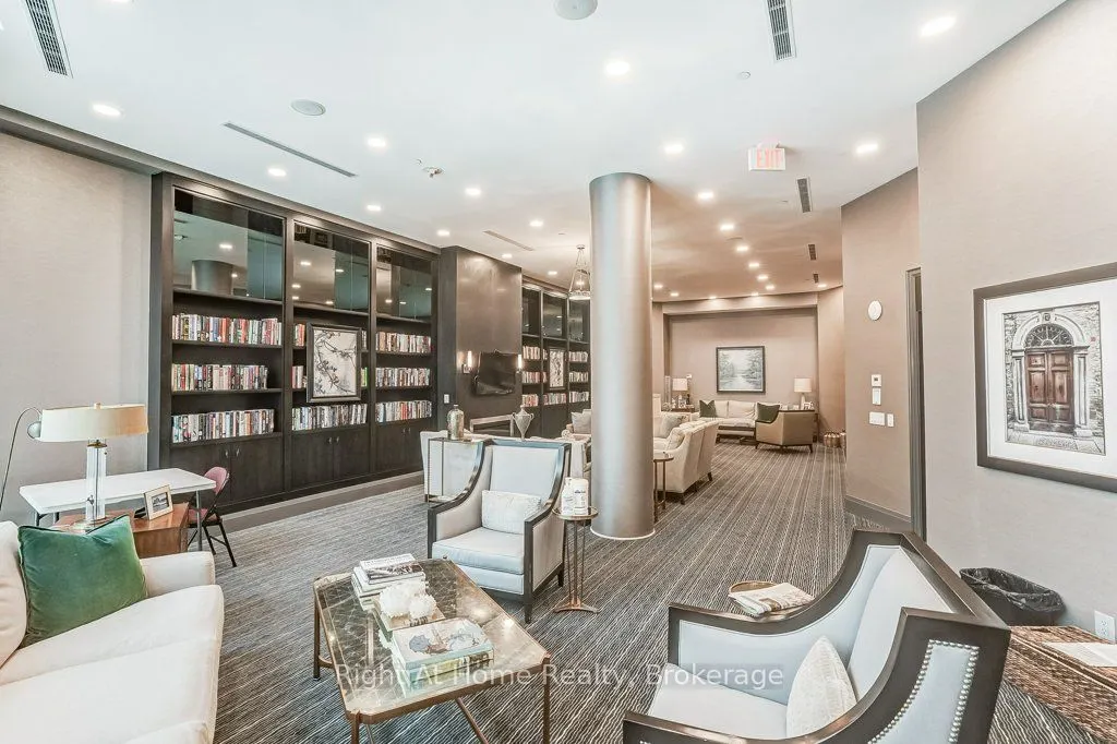 11 Bronte Road, #201
