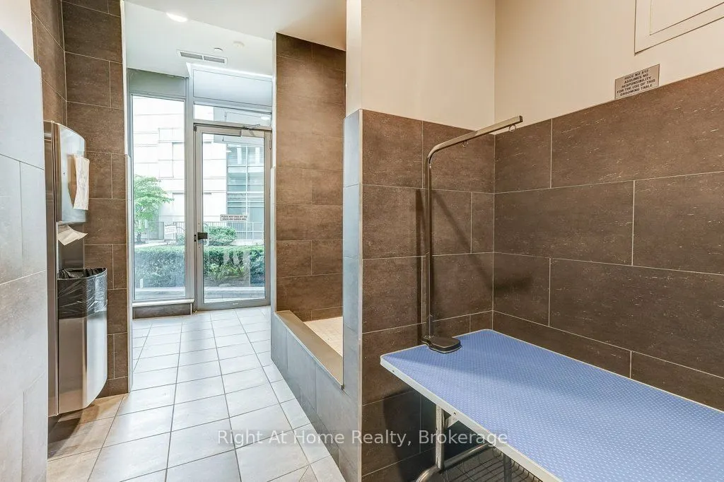 11 Bronte Road, #201