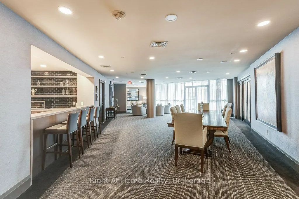 11 Bronte Road, #201