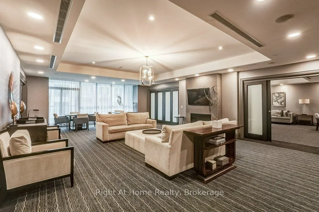 11 Bronte Road, #201