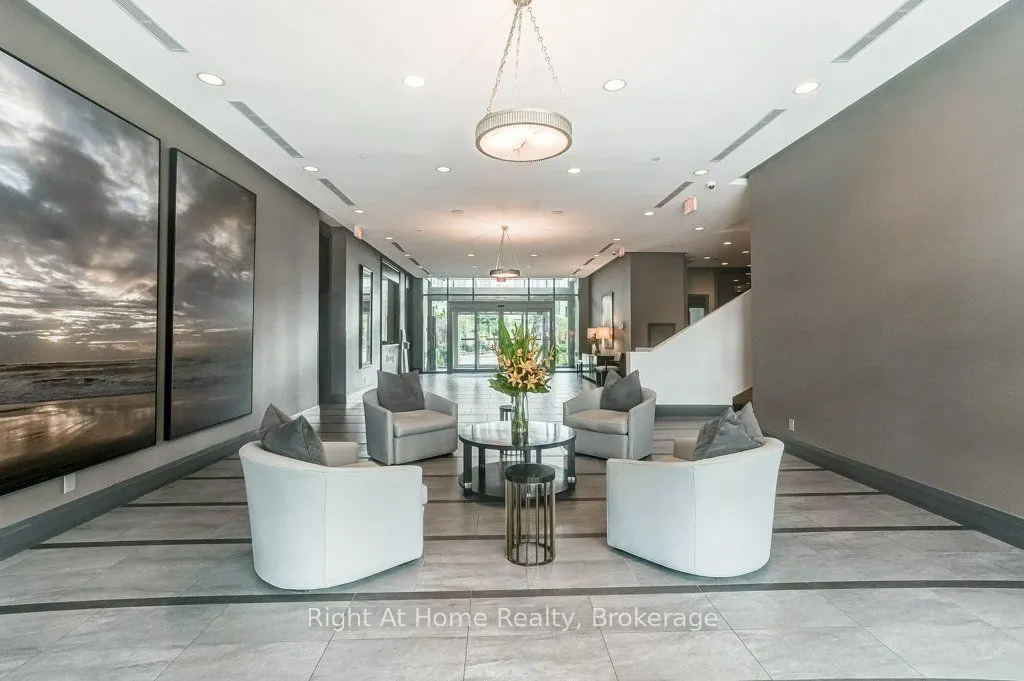 11 Bronte Road, #201