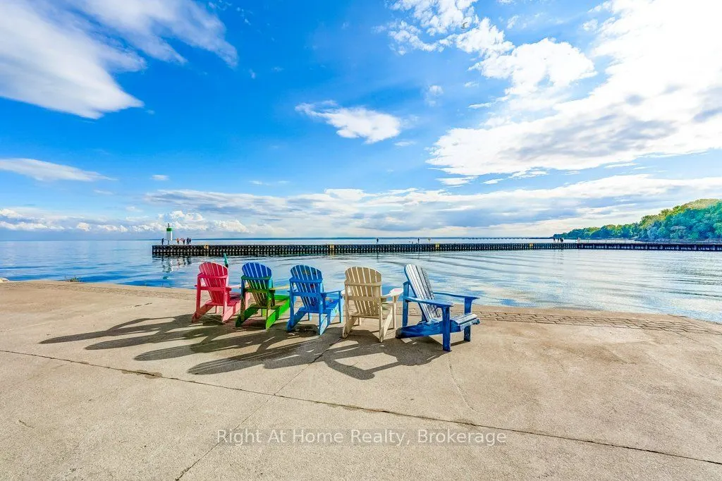11 Bronte Road, #201