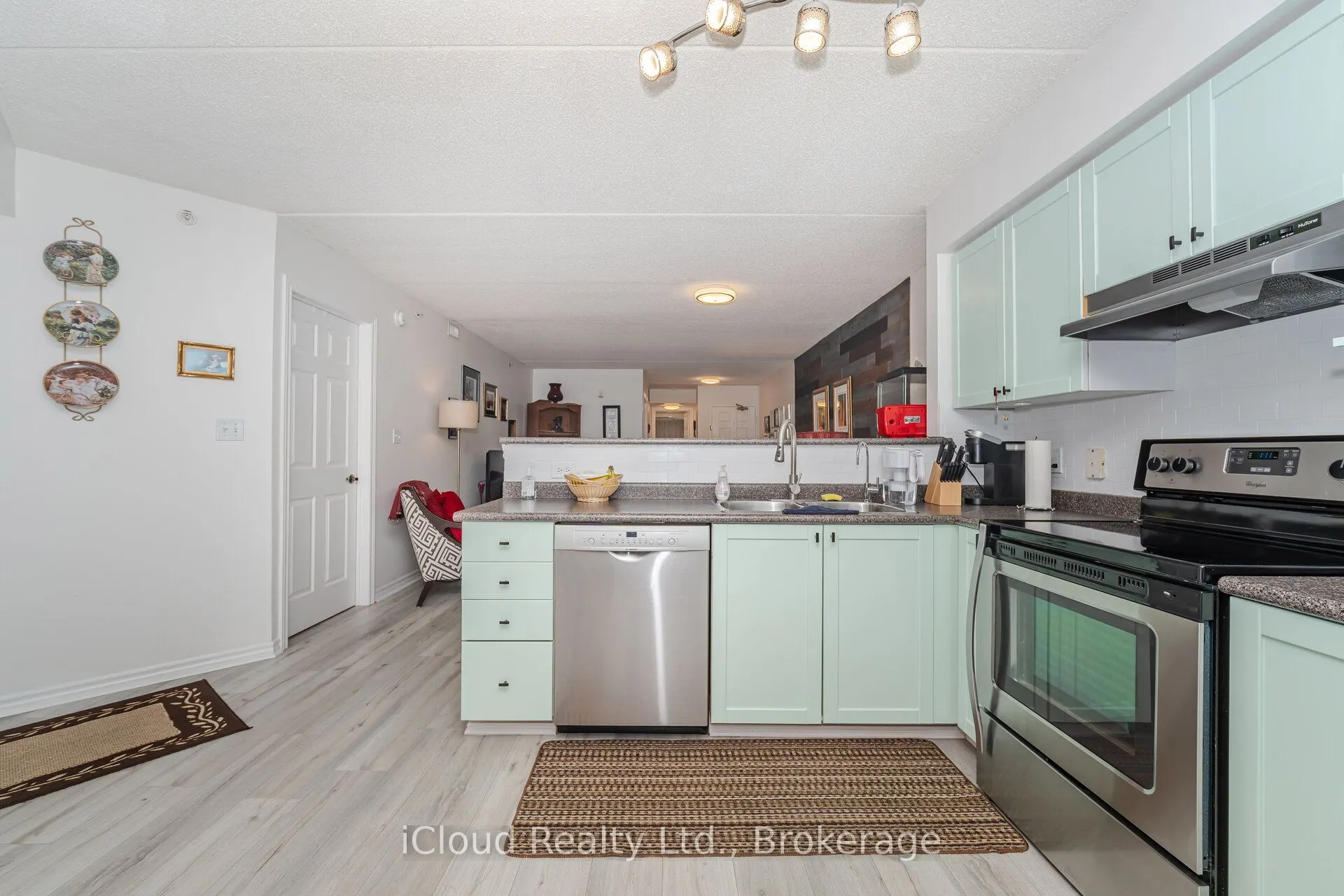 2035 Appleby Line, #111