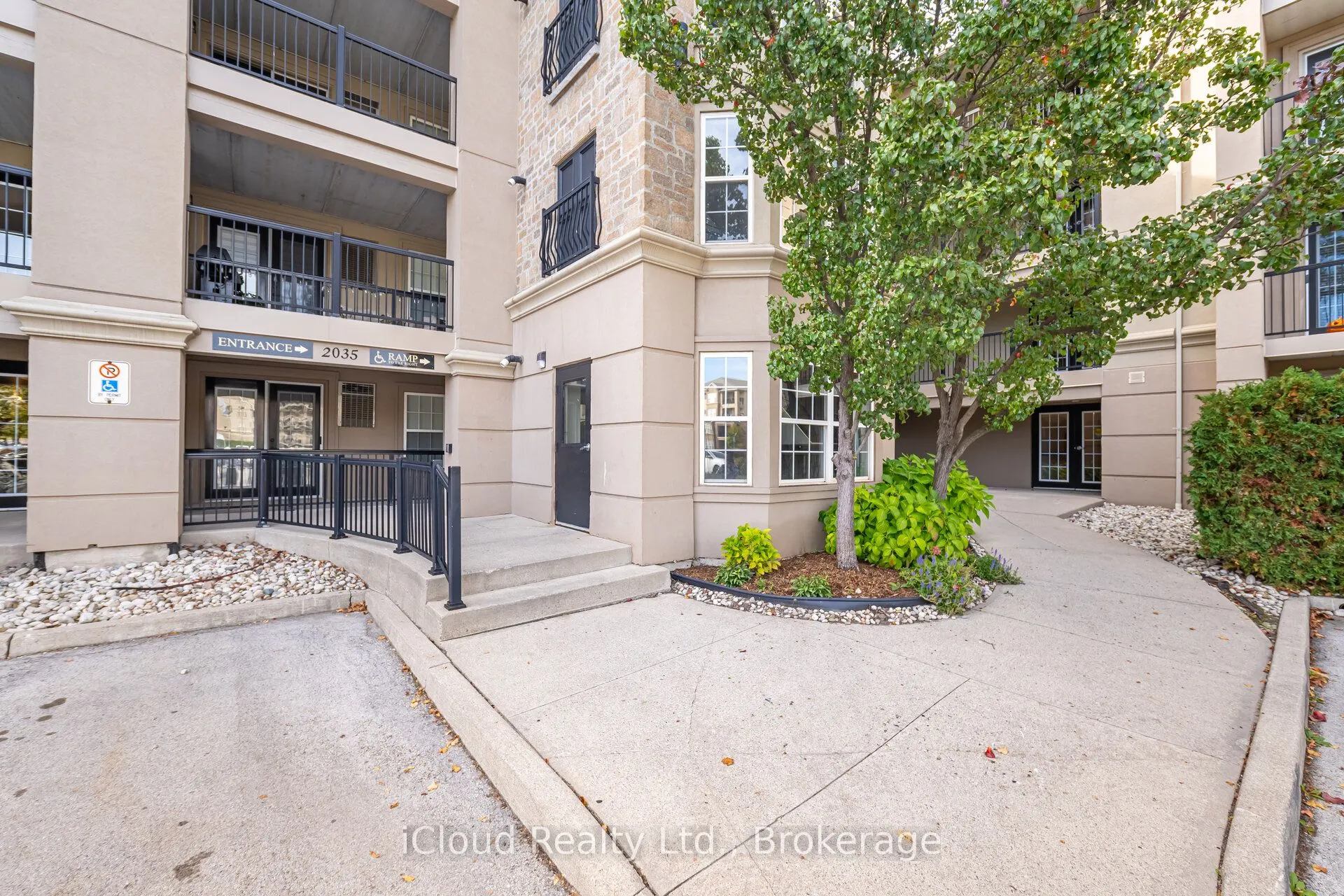 2035 Appleby Line, #111