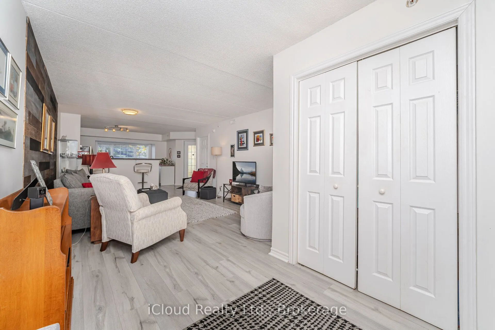 2035 Appleby Line, #111