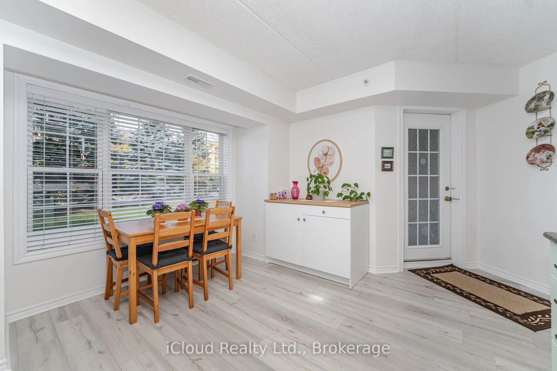 2035 Appleby Line, #111