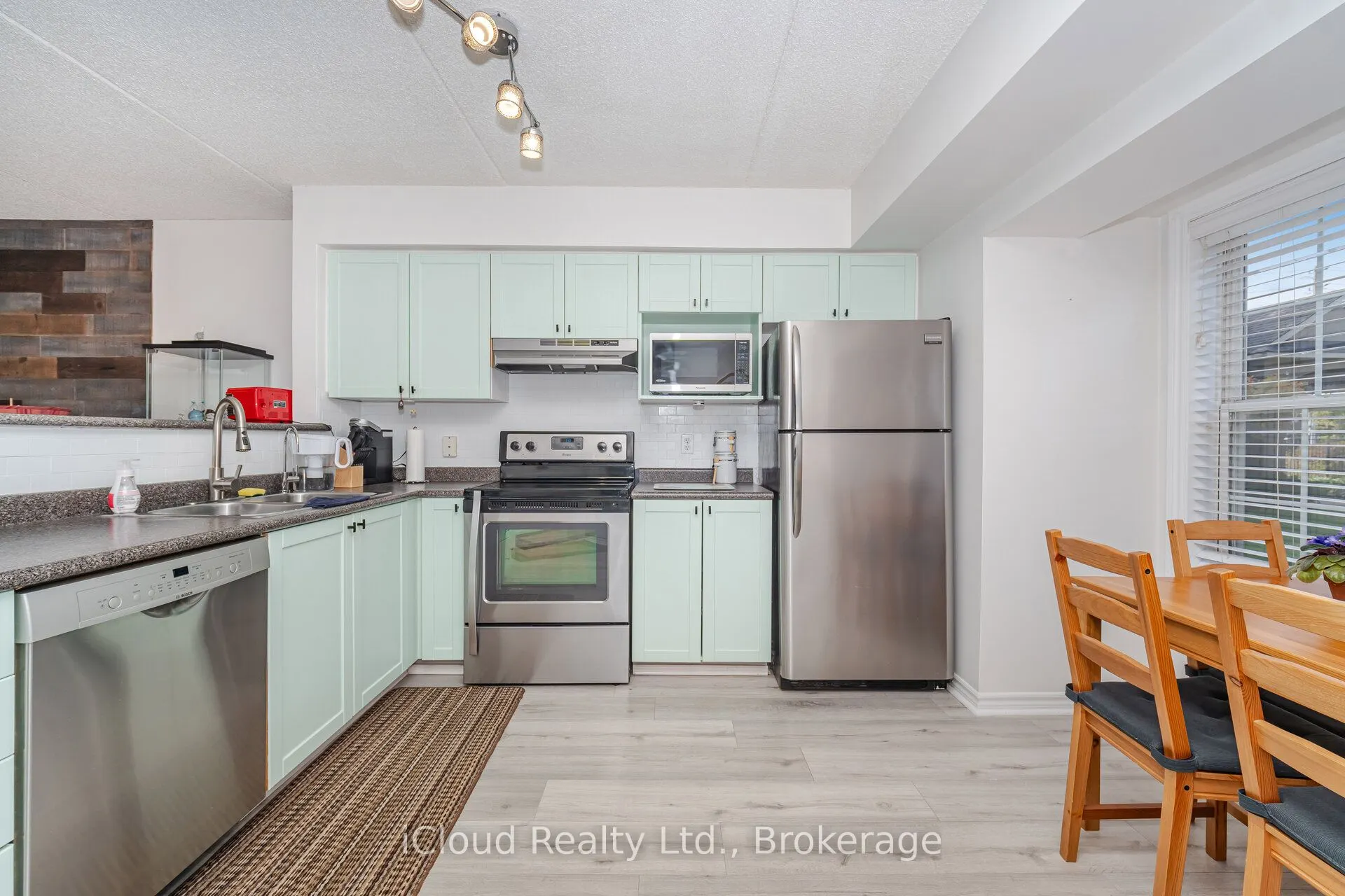 2035 Appleby Line, #111