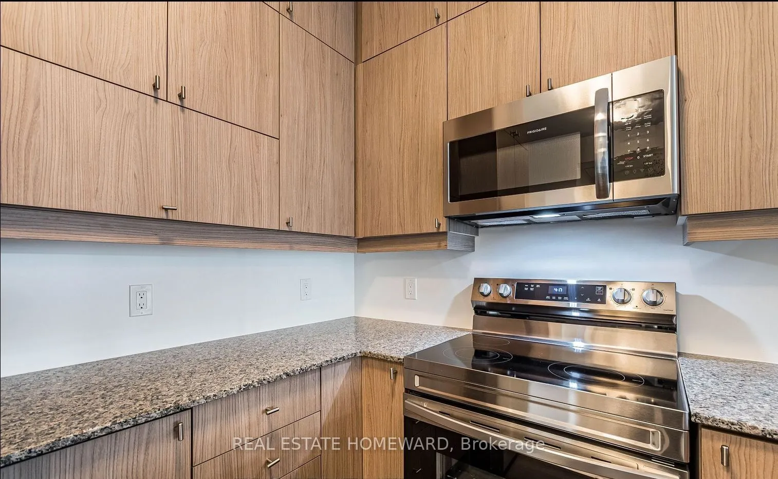 460 Gordon Krantz Avenue, #323