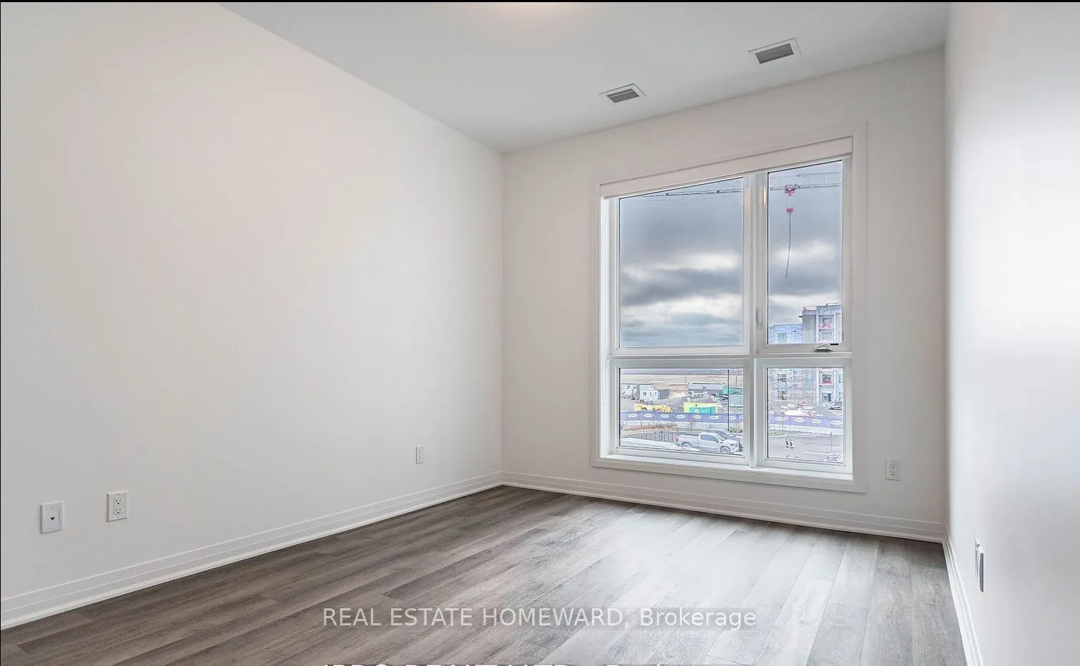 460 Gordon Krantz Avenue, #323