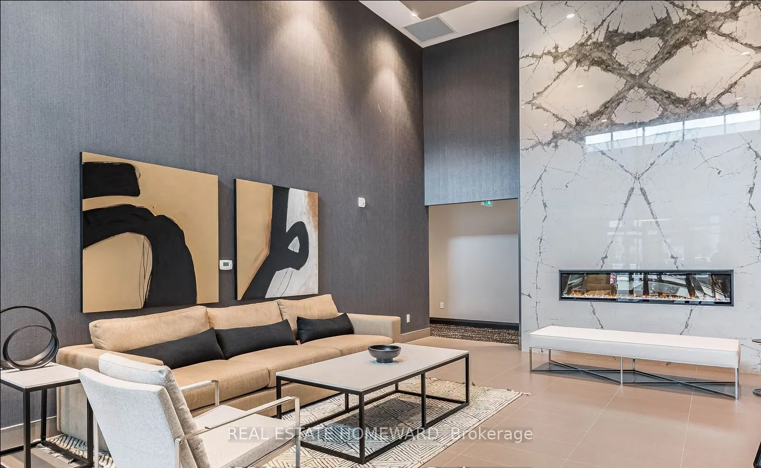 460 Gordon Krantz Avenue, #323