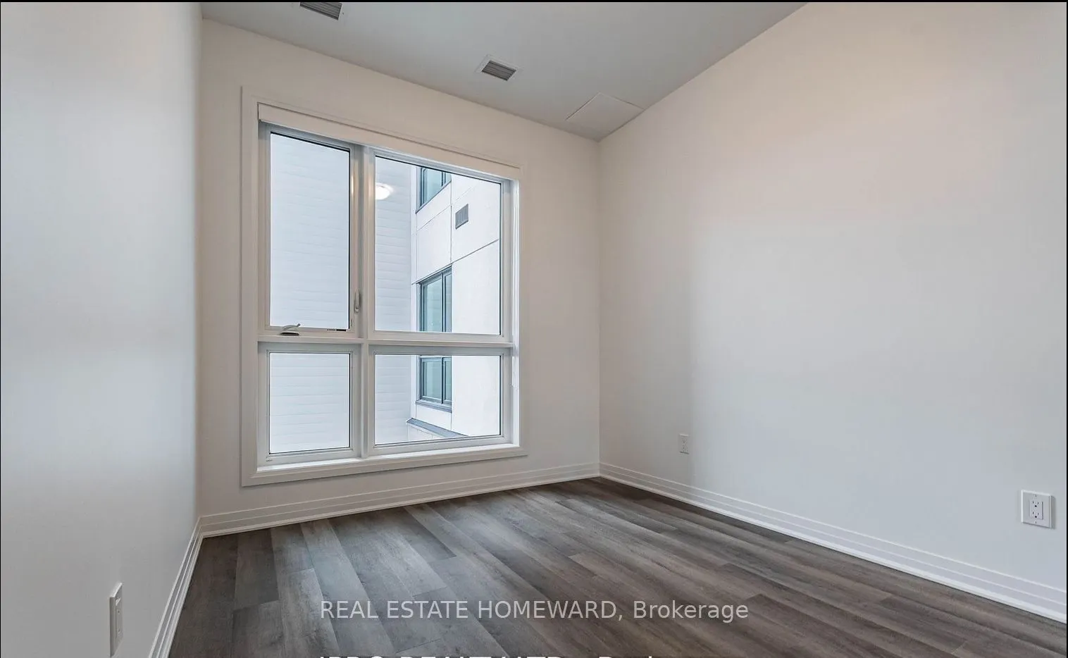 460 Gordon Krantz Avenue, #323