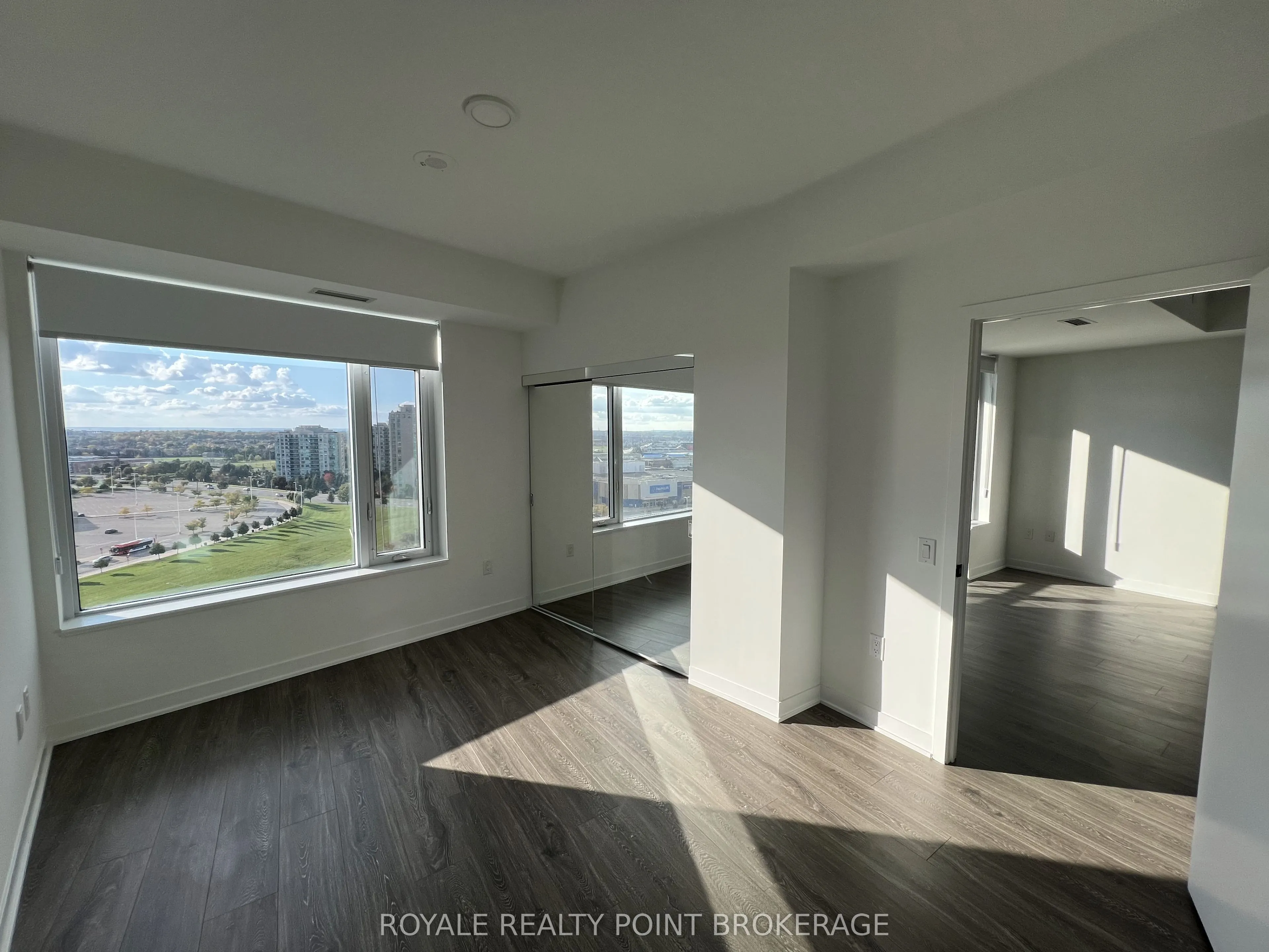 2495 Eglinton Avenue W, #1408