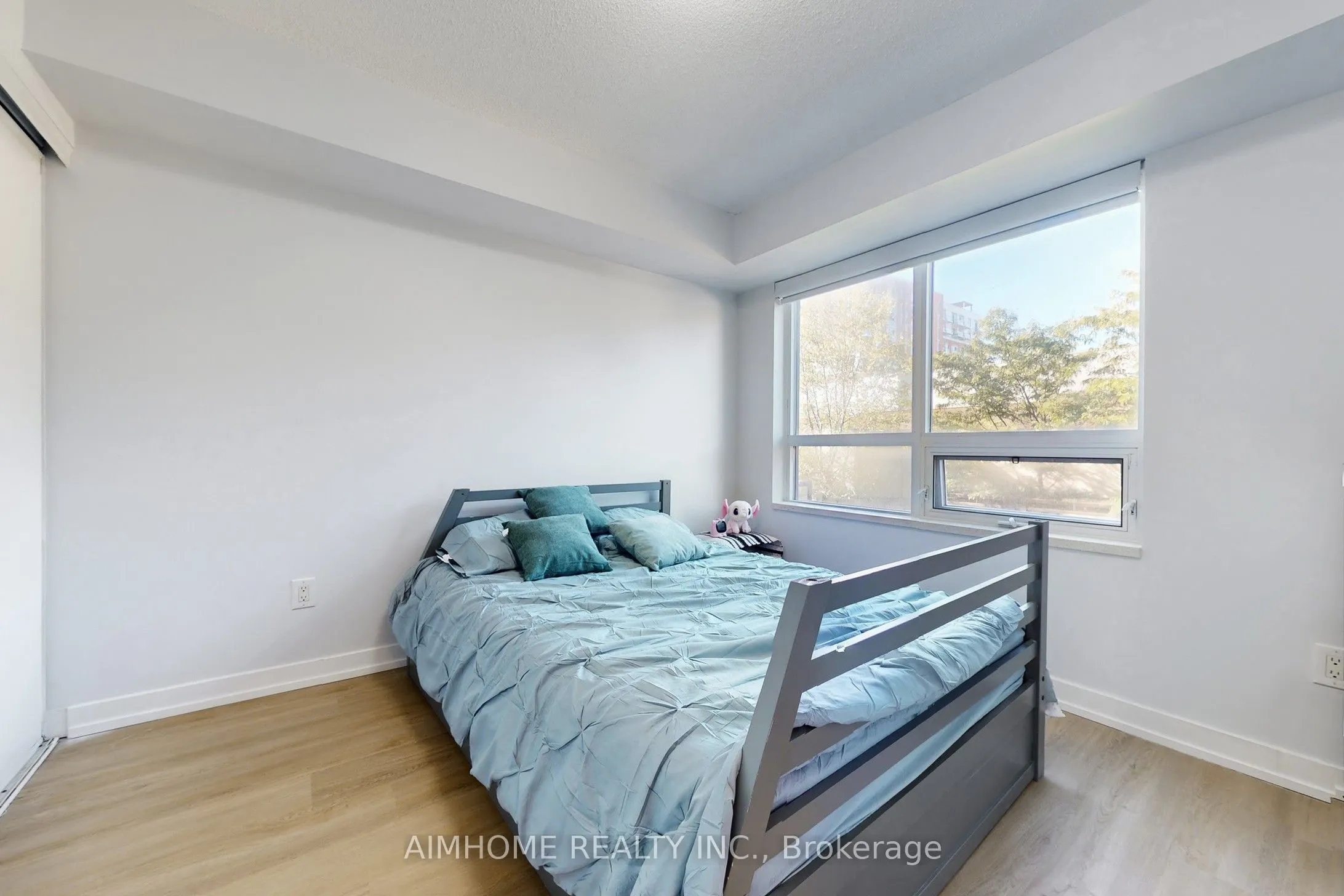 1420 Dupont Street, #311