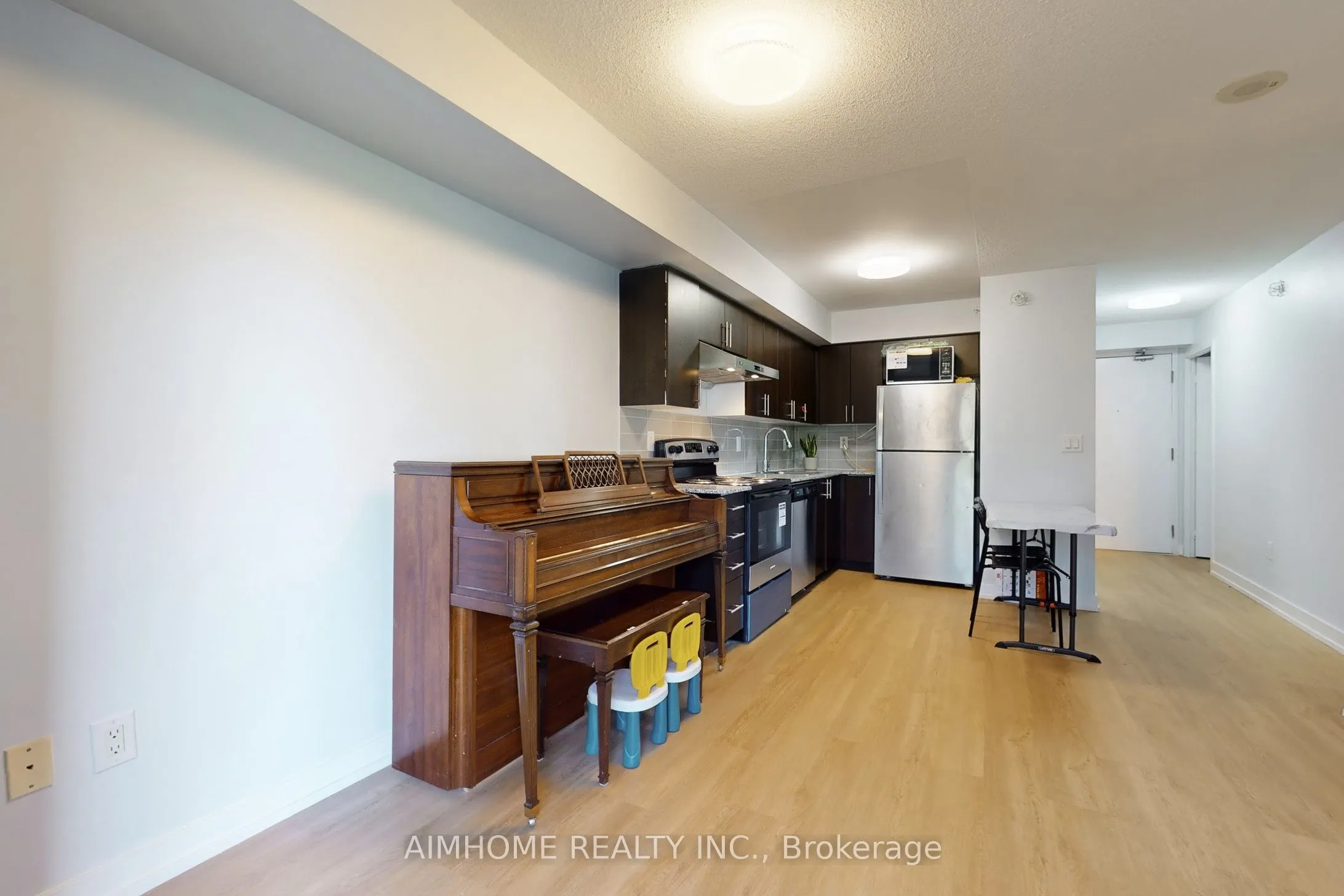 1420 Dupont Street, #311