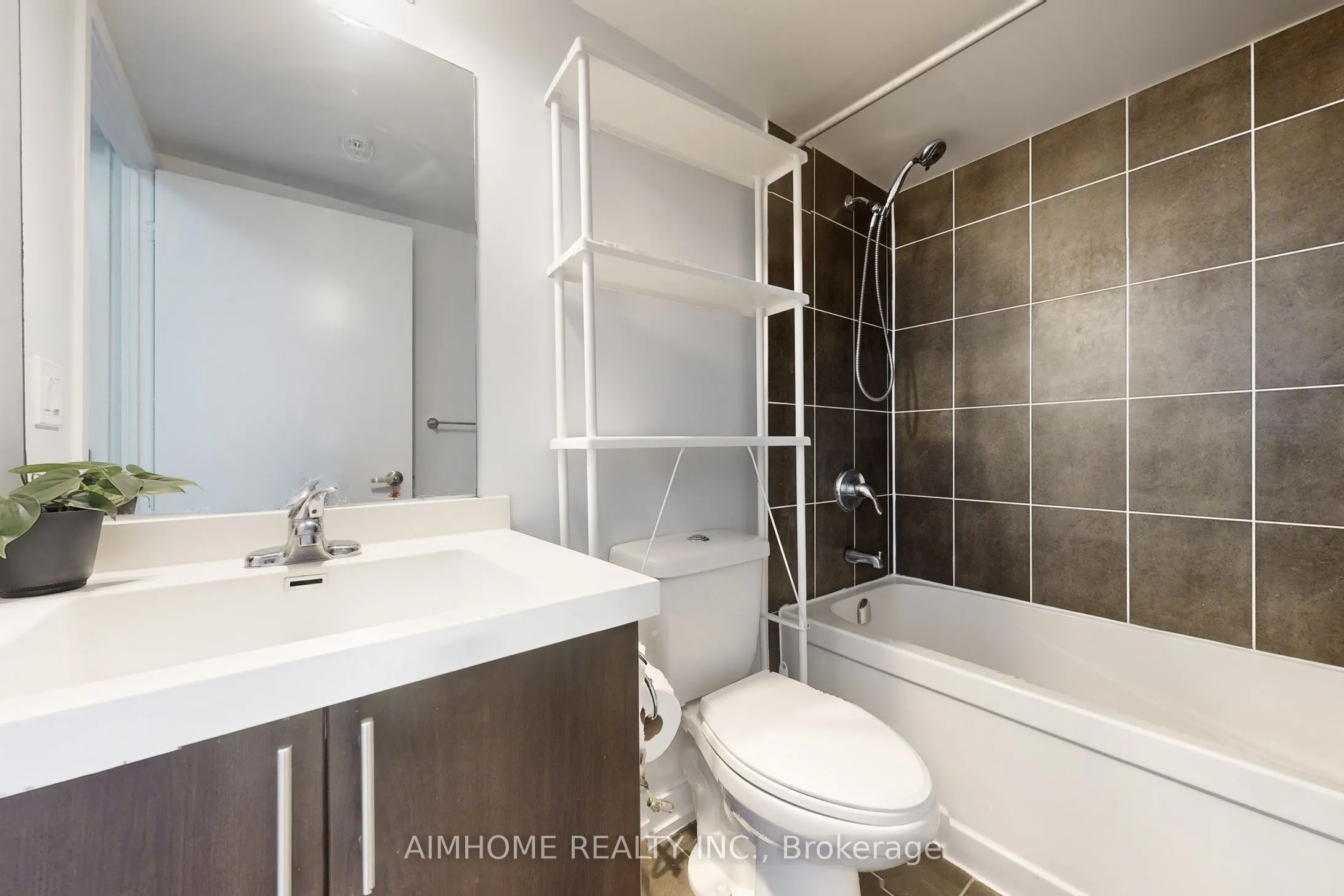 1420 Dupont Street, #311