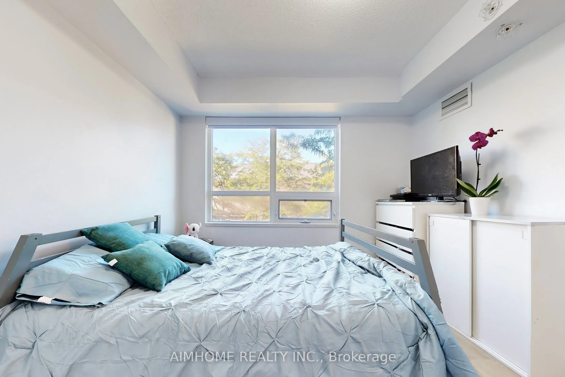 1420 Dupont Street, #311