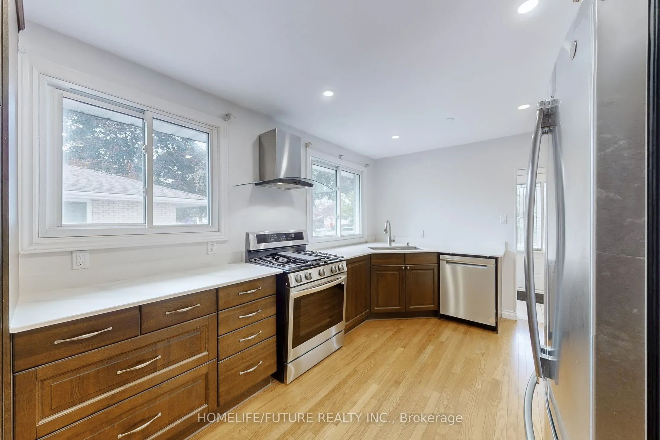659 Bridle Wood