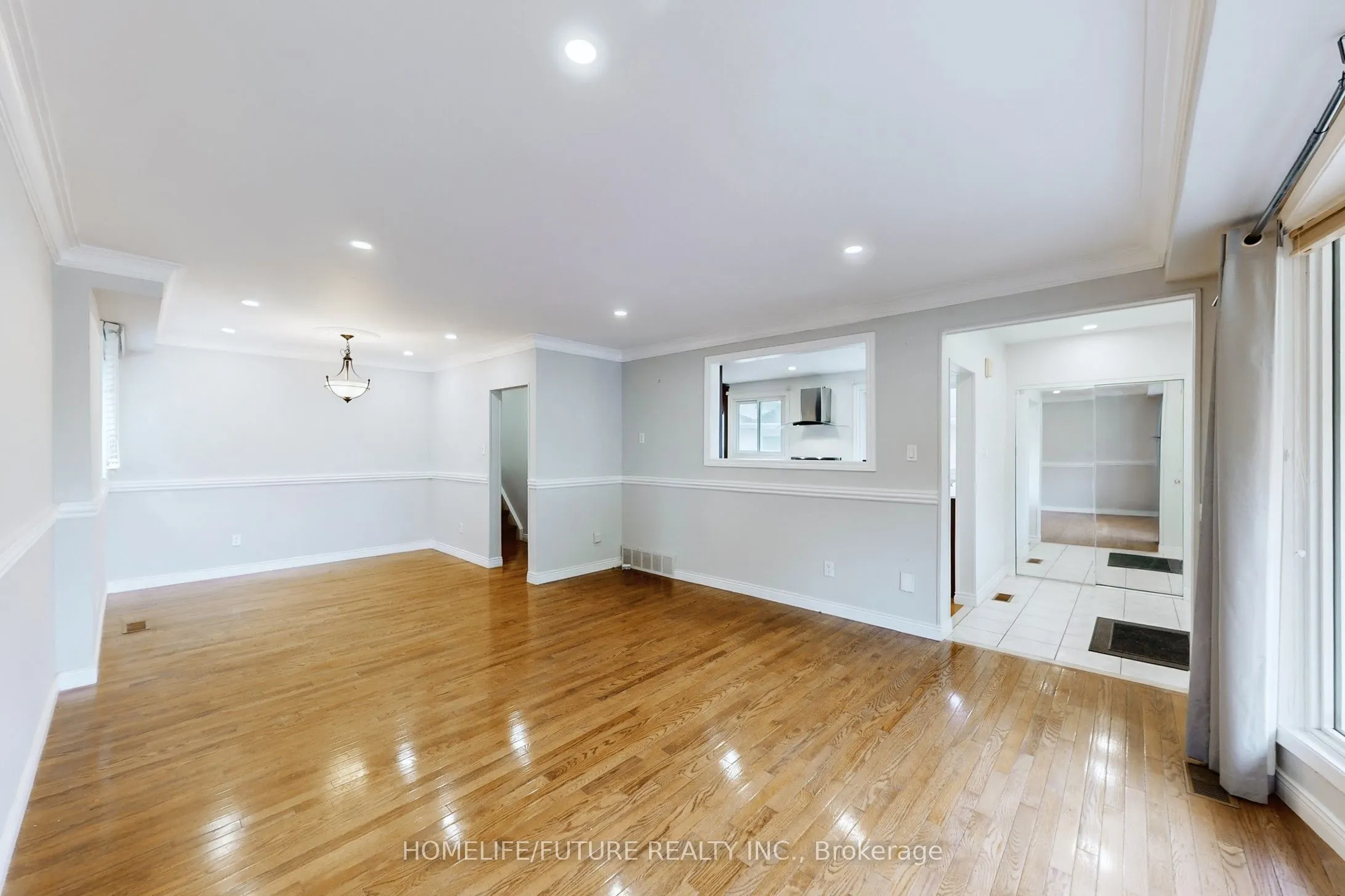 659 Bridle Wood